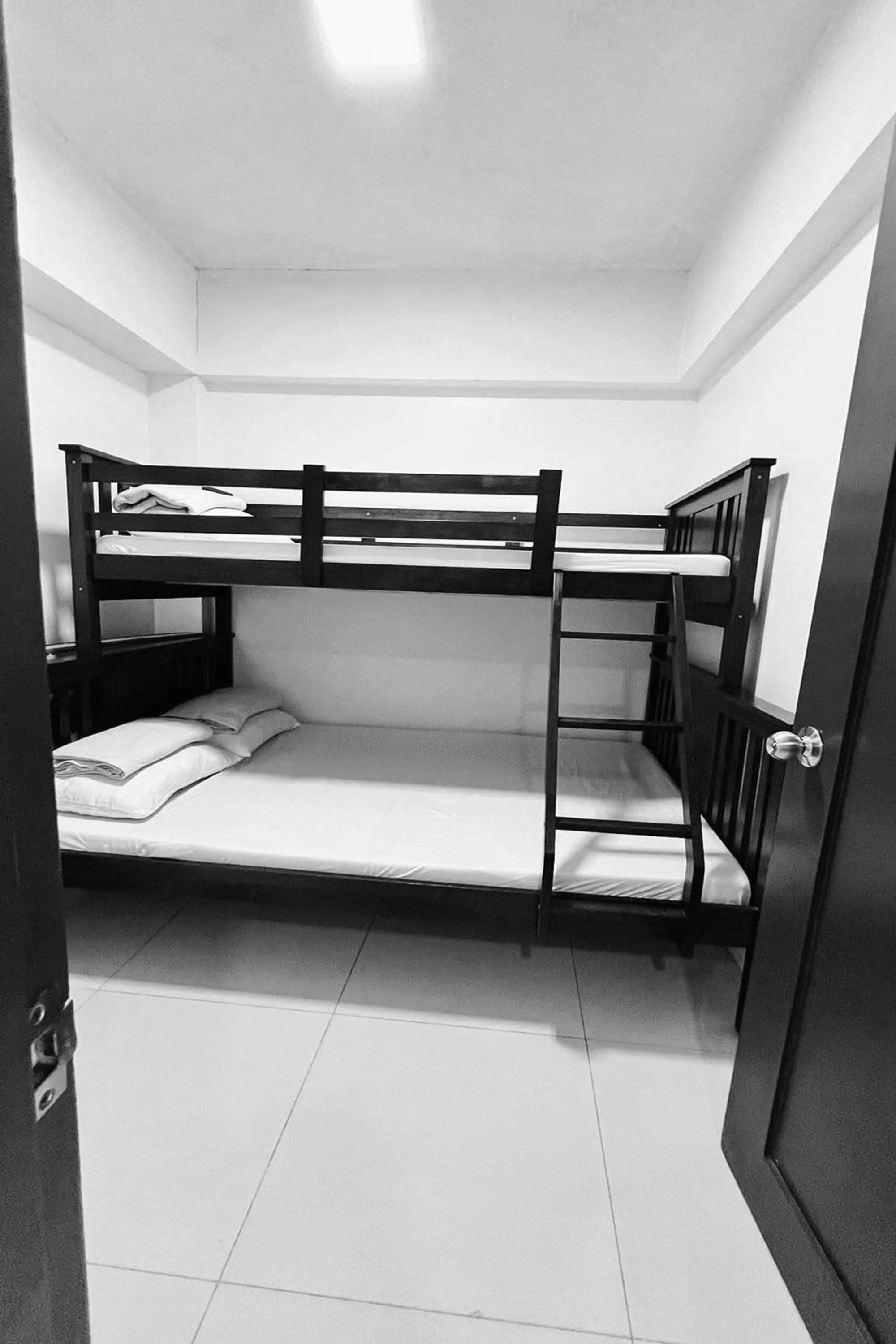 Bed in Krystal Claine Homestay-BURNHAM HILL