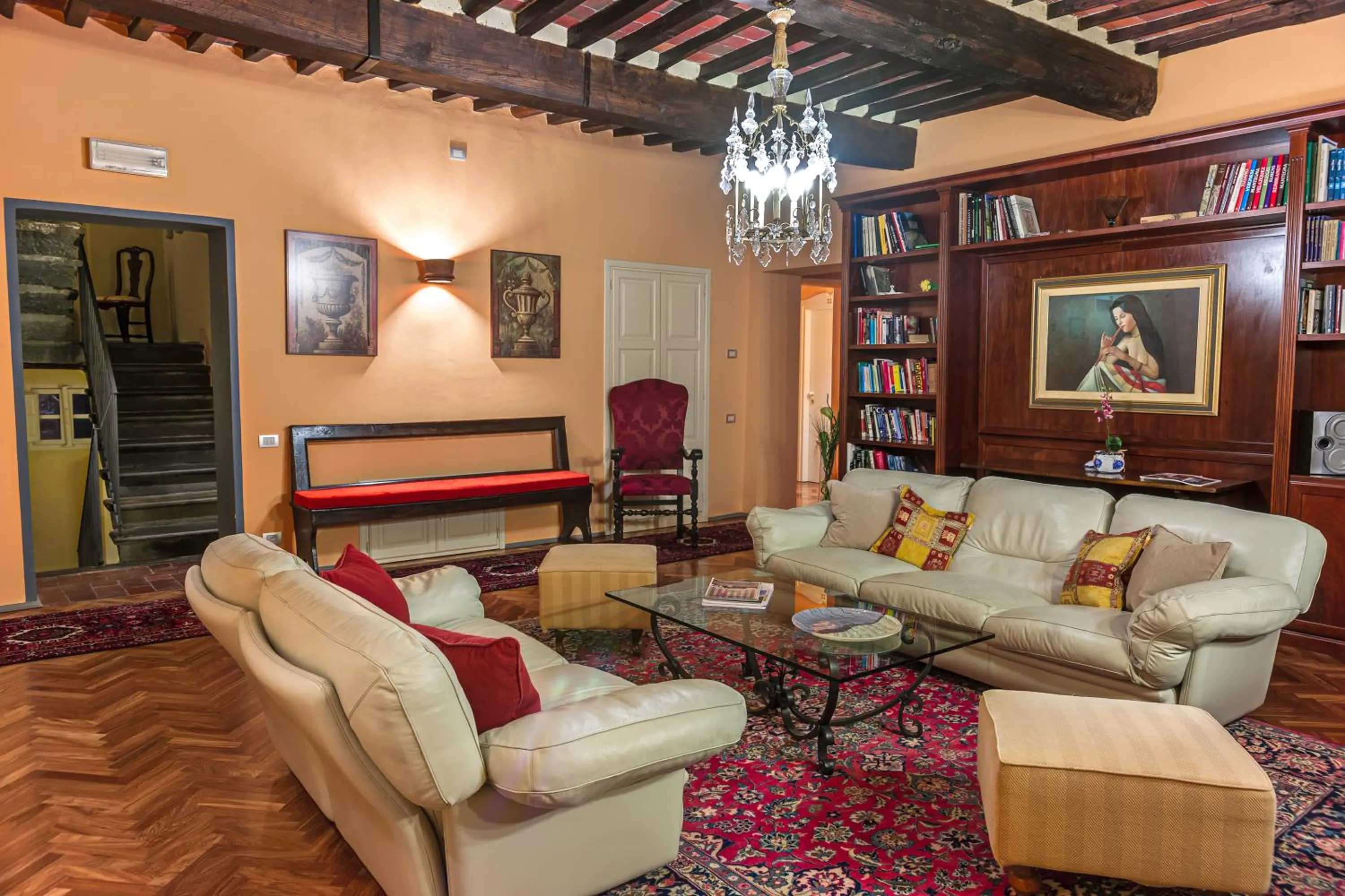 Communal lounge/ TV room in Hotel Villa Volpi