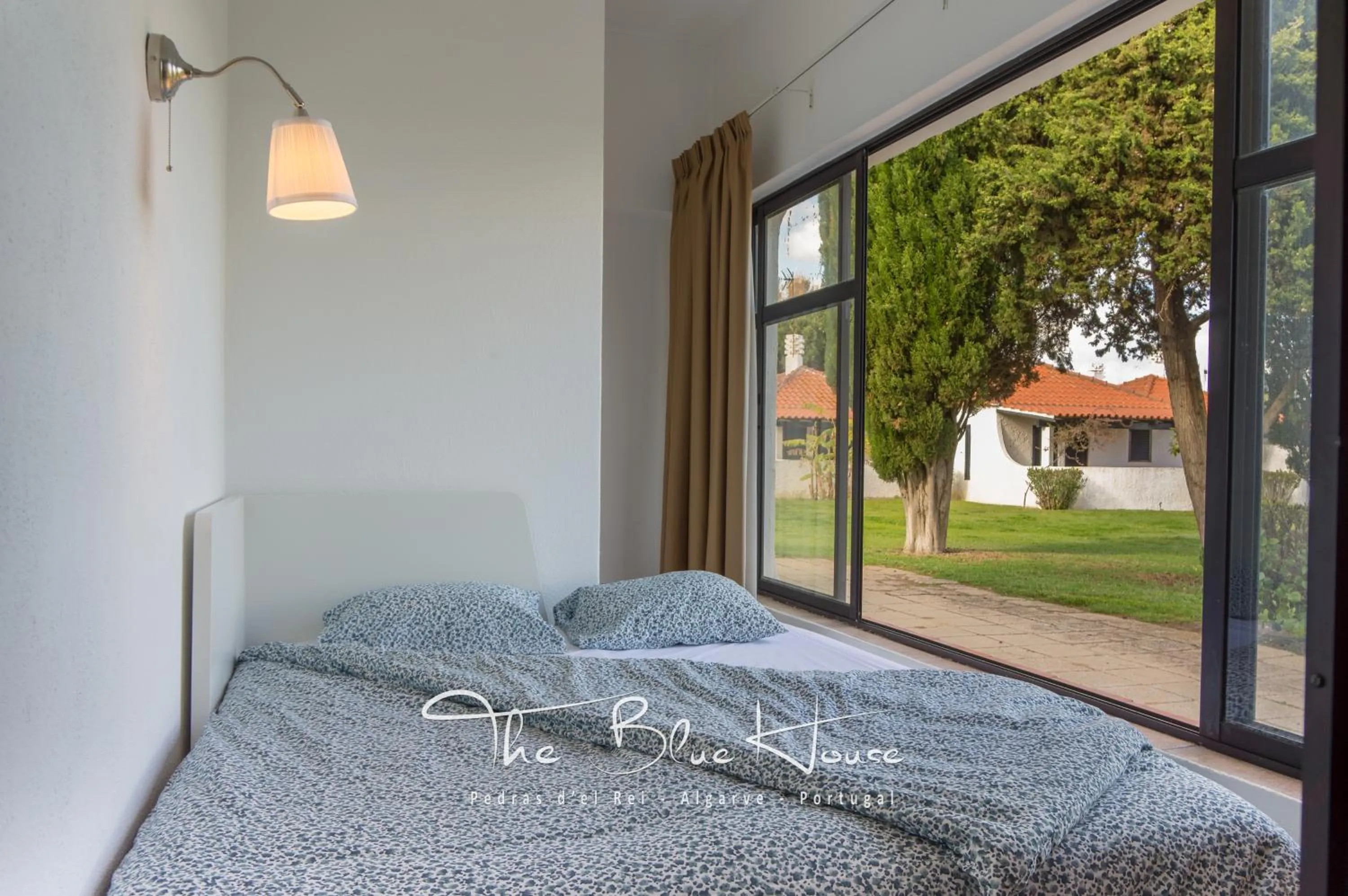 Bedroom, Bed in The Blue House, Pedras D'el Rei, Tavira