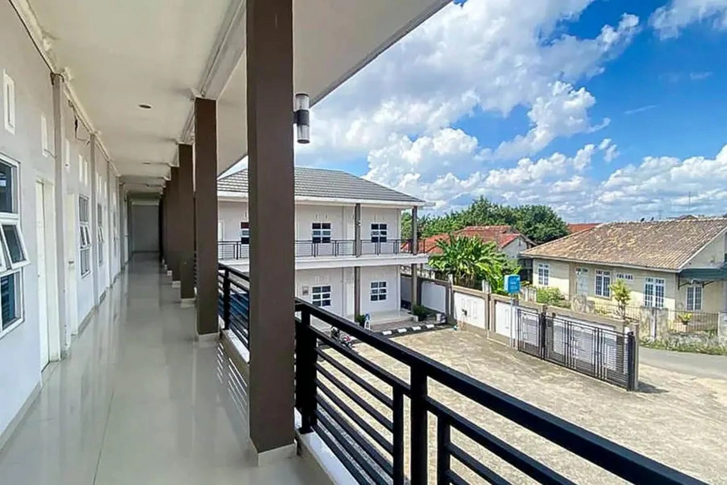 Property building in RedDoorz at Jalan HOS Cokroaminoto Jambi