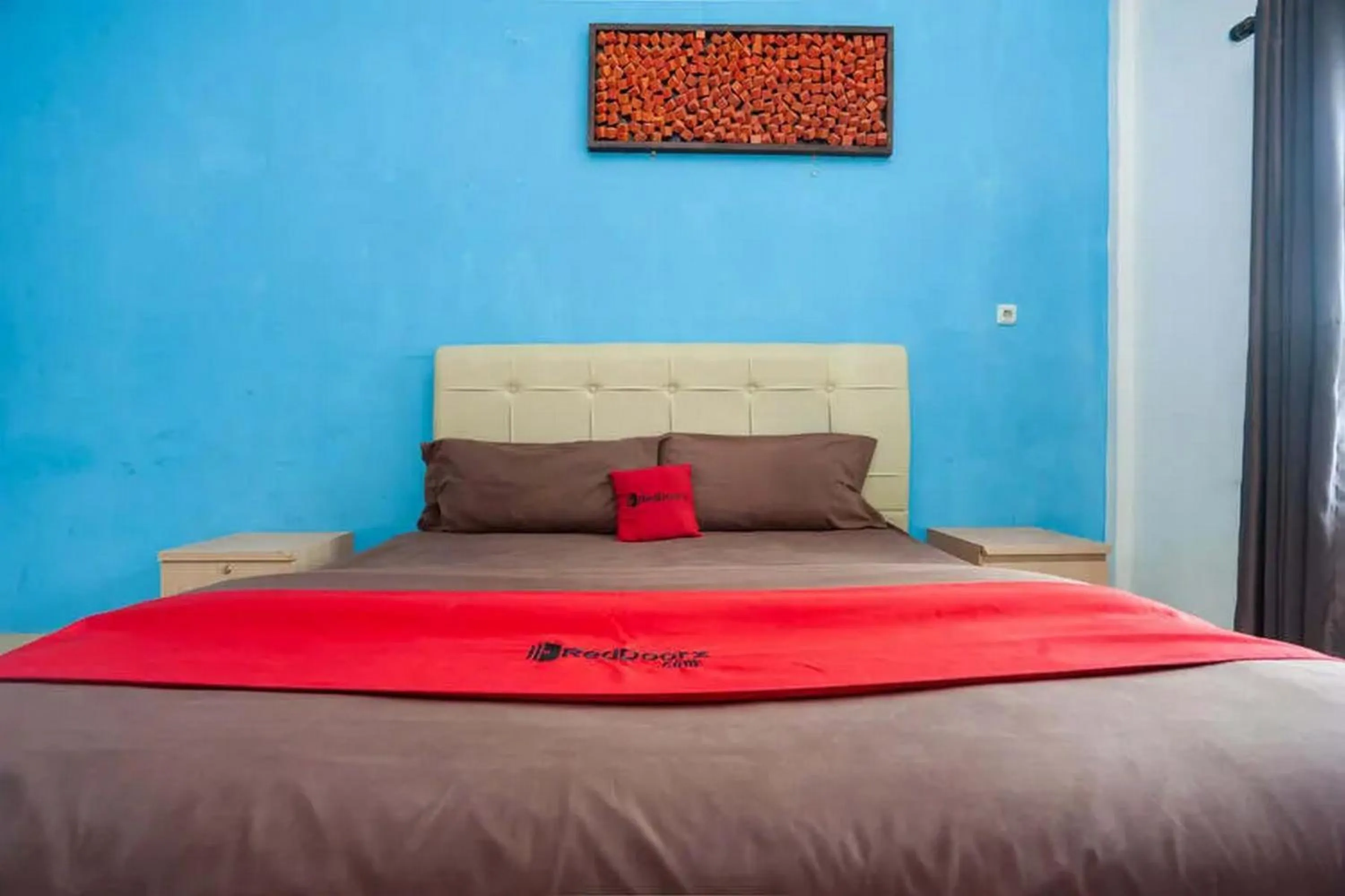 Bedroom, Bed in RedDoorz at Jalan HOS Cokroaminoto Jambi