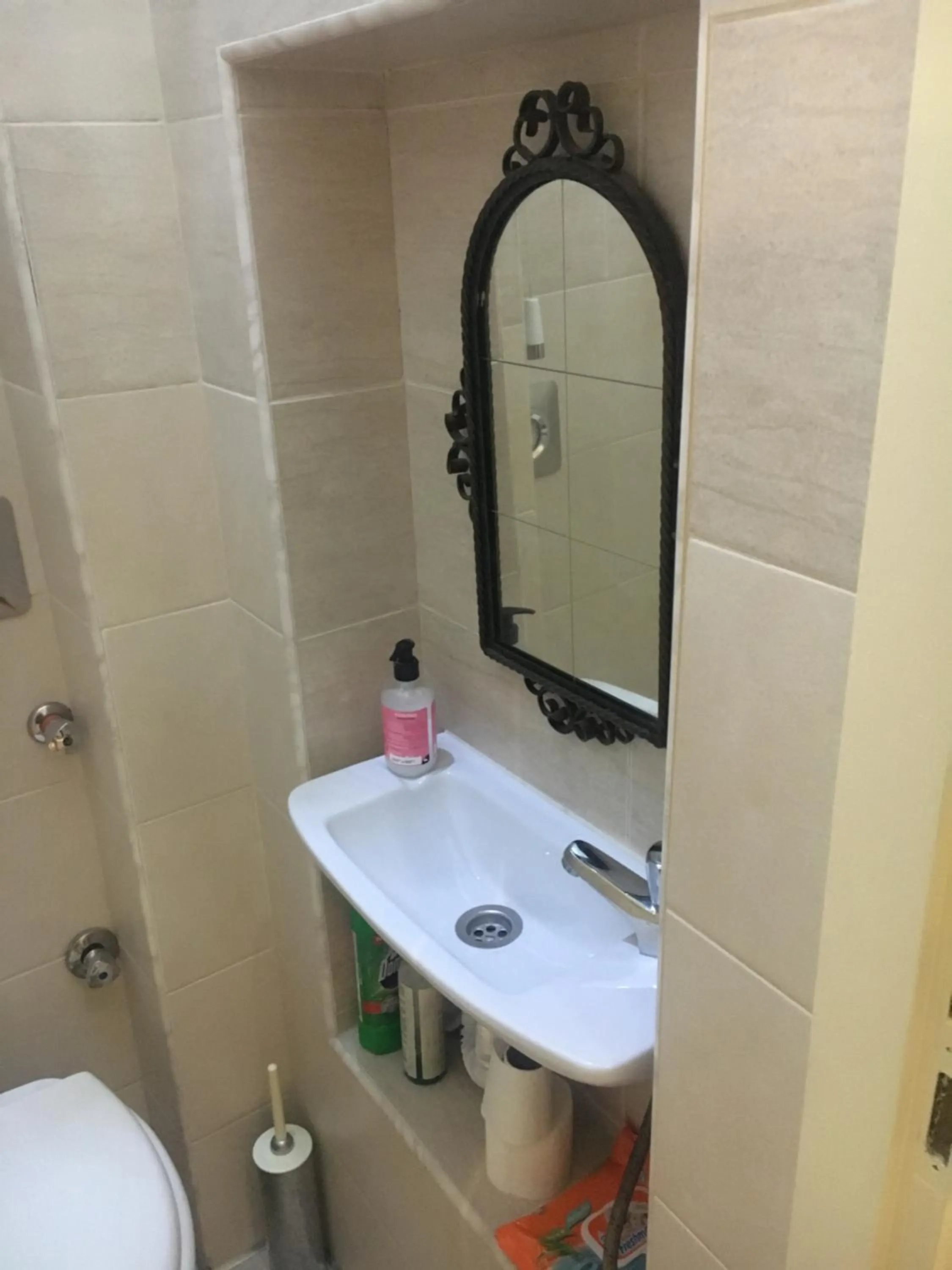 Bathroom in Logod Panorama Apartman