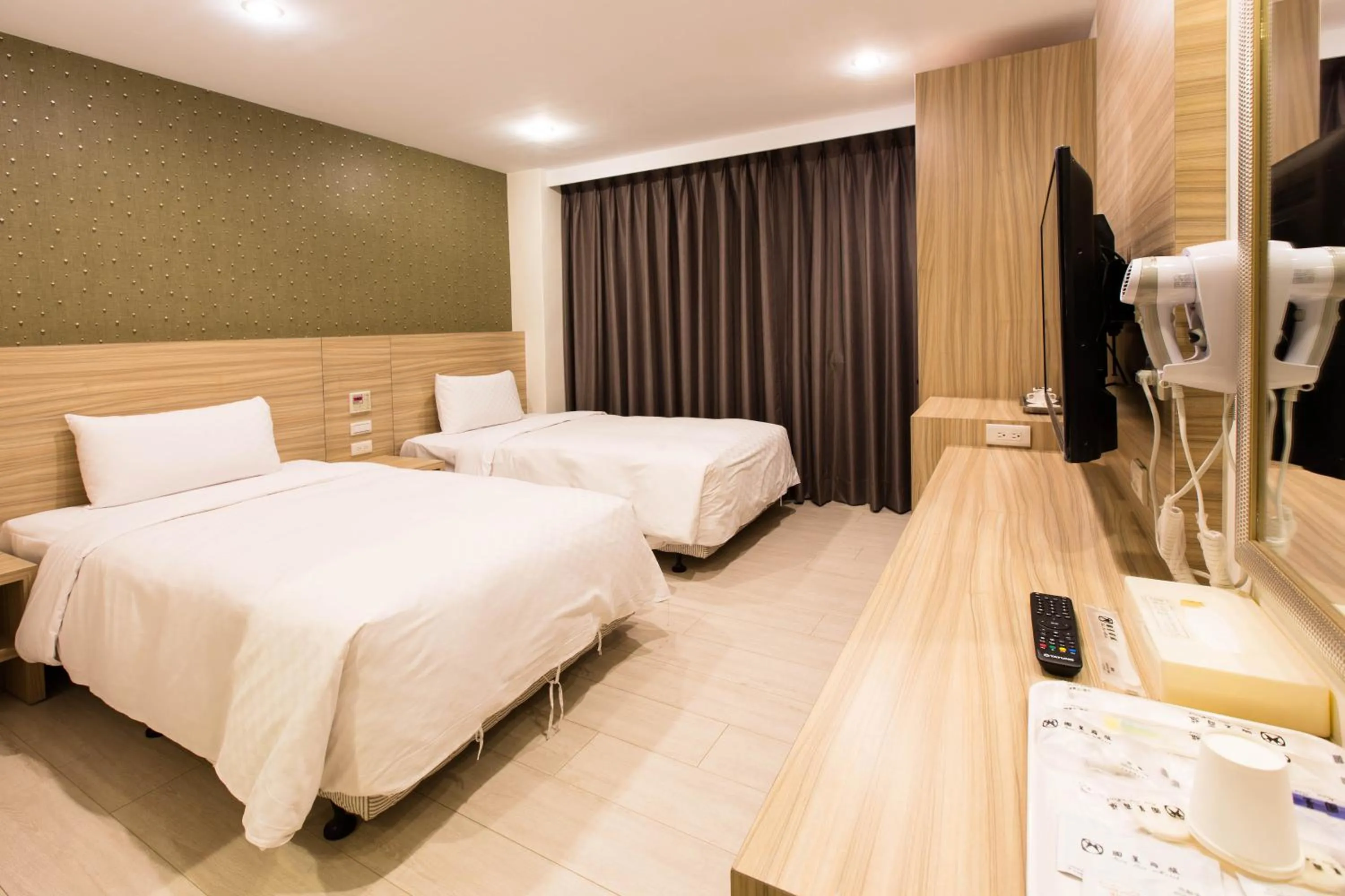 Photo of the whole room, Bed in Kousin Hotel