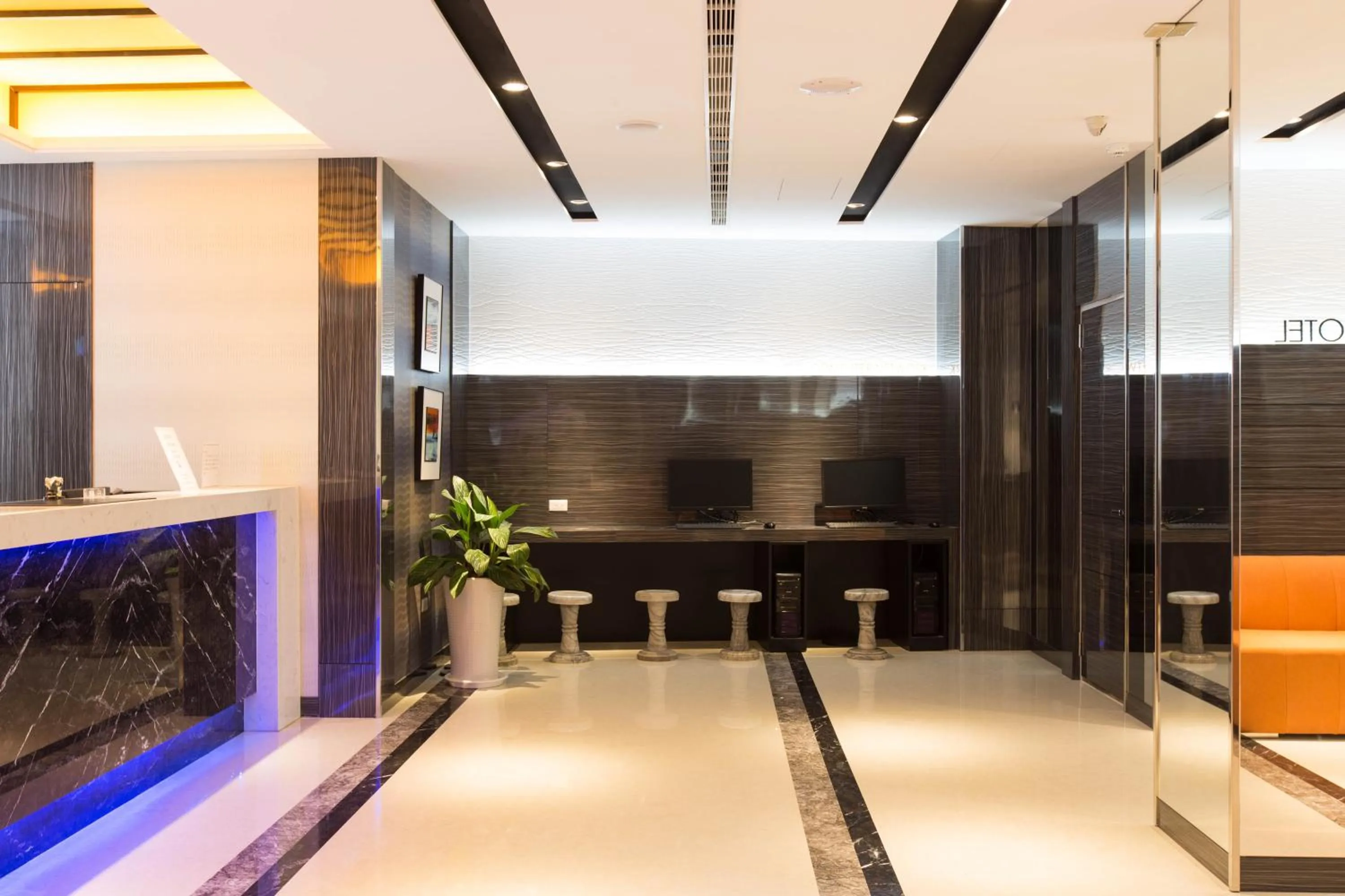 Business facilities in Kousin Hotel