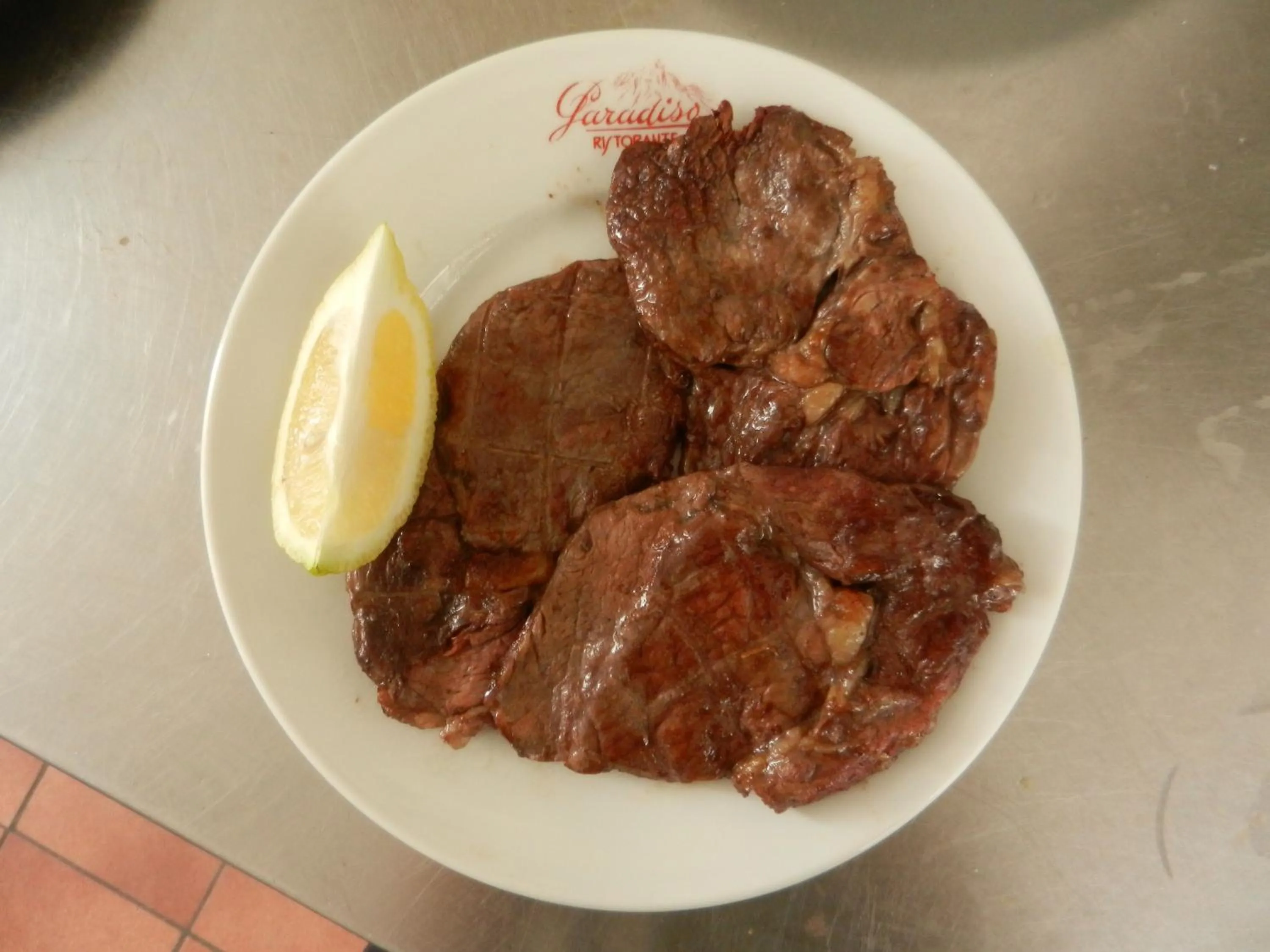 Food in Hotel Paradiso