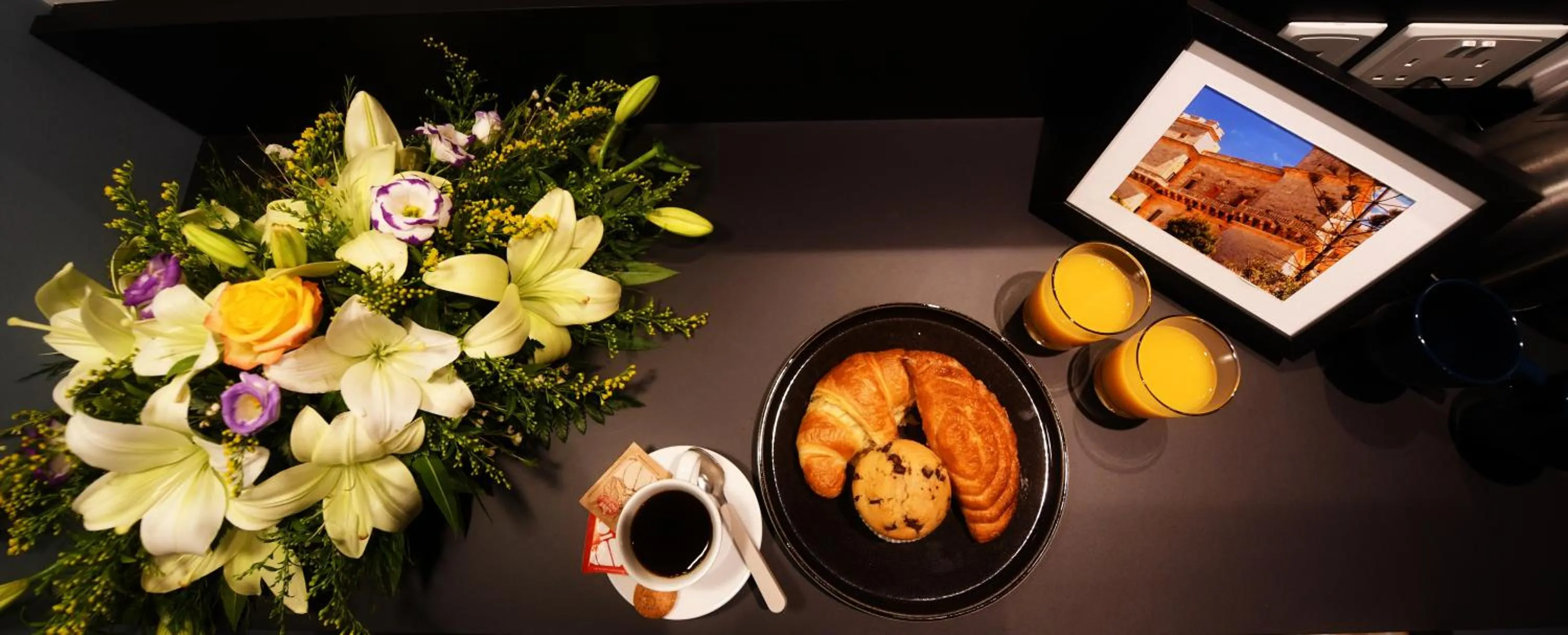 Victoria by Petit Chic