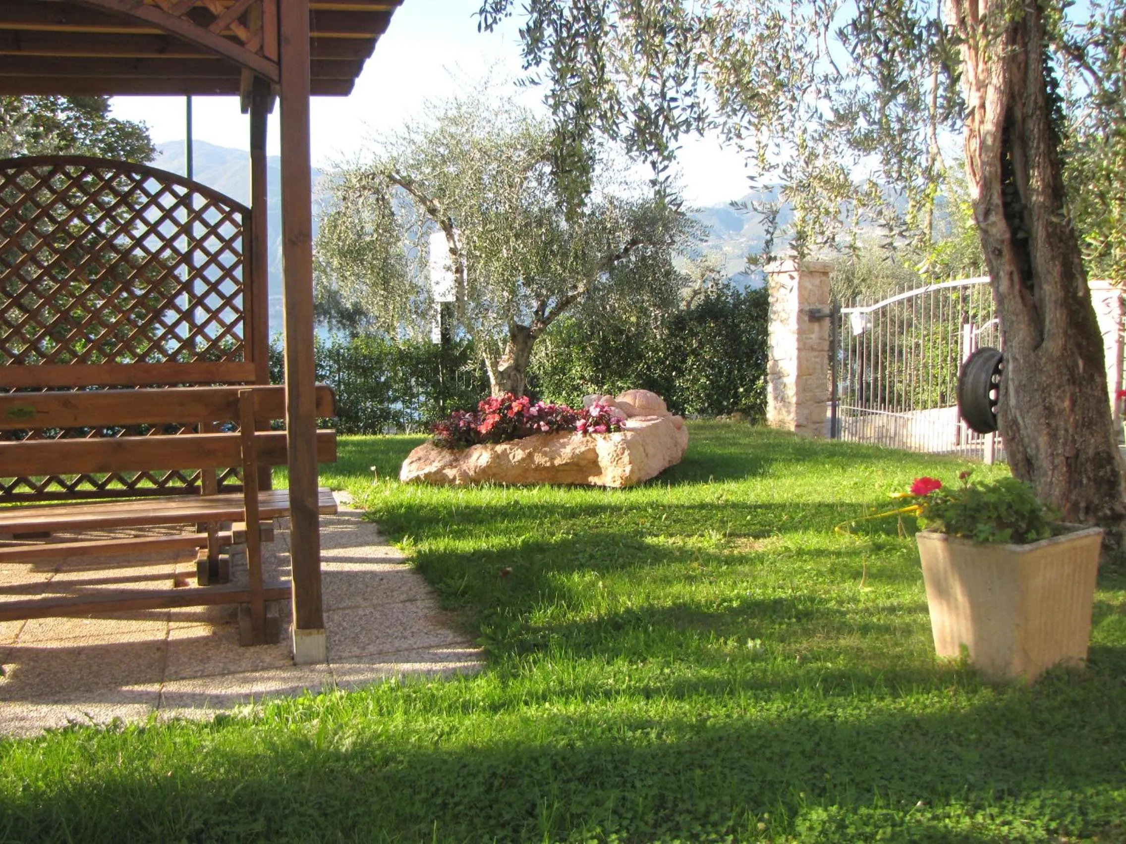 Patio in Residence Villa Margherita