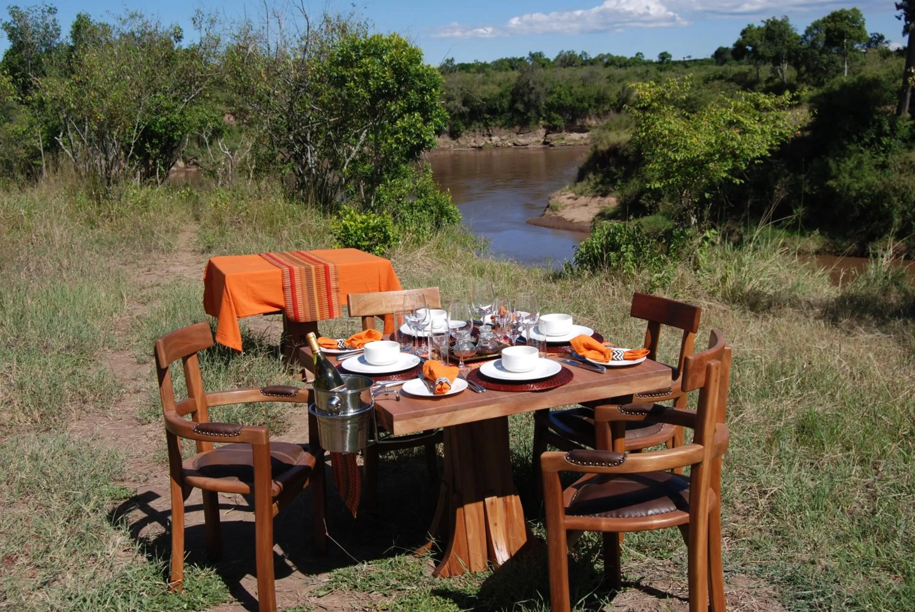 Restaurant/places to eat in Mara Ngenche Safari Camp - Maasai Mara National Reserve