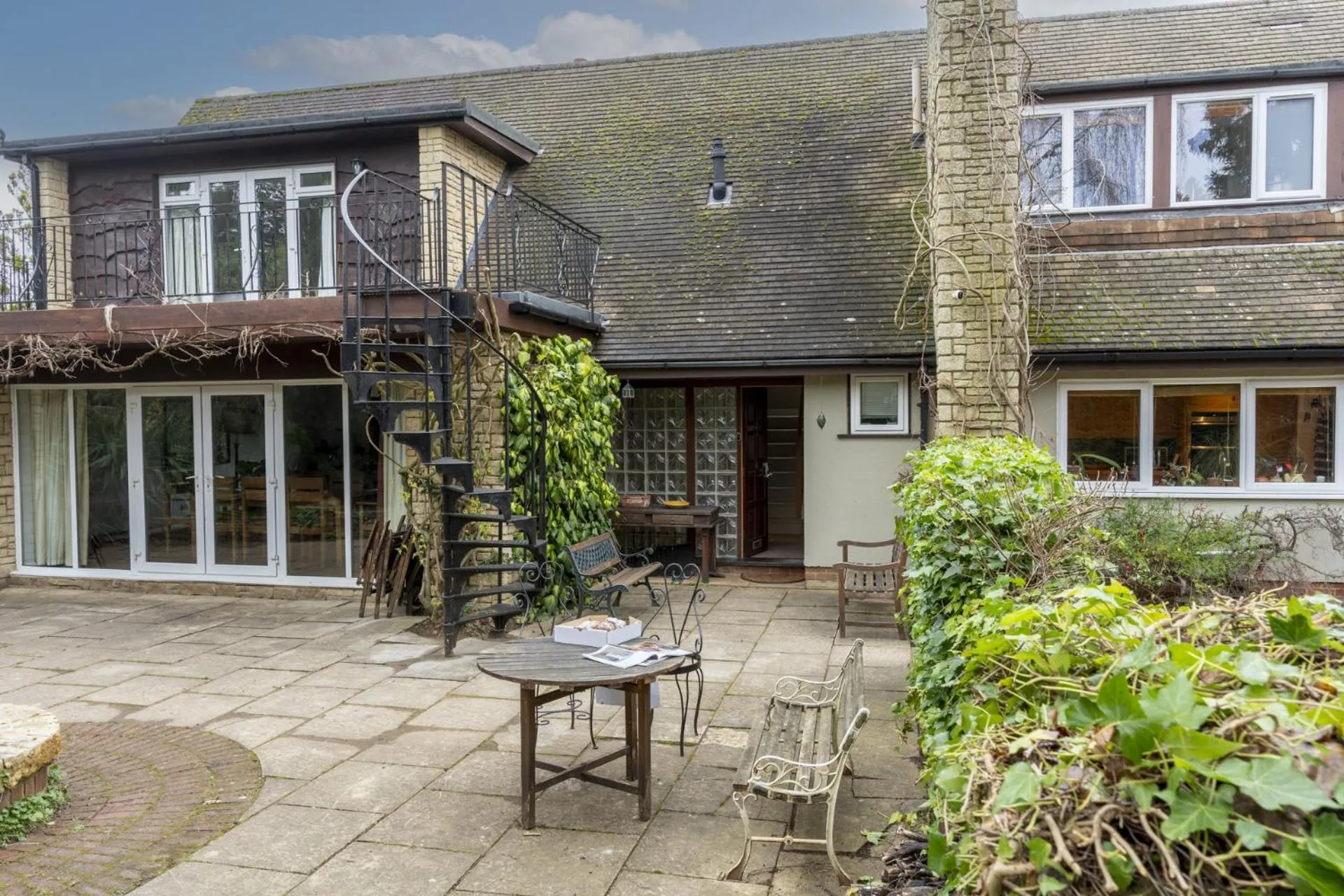 Garden in Sandford Meadow Guest House