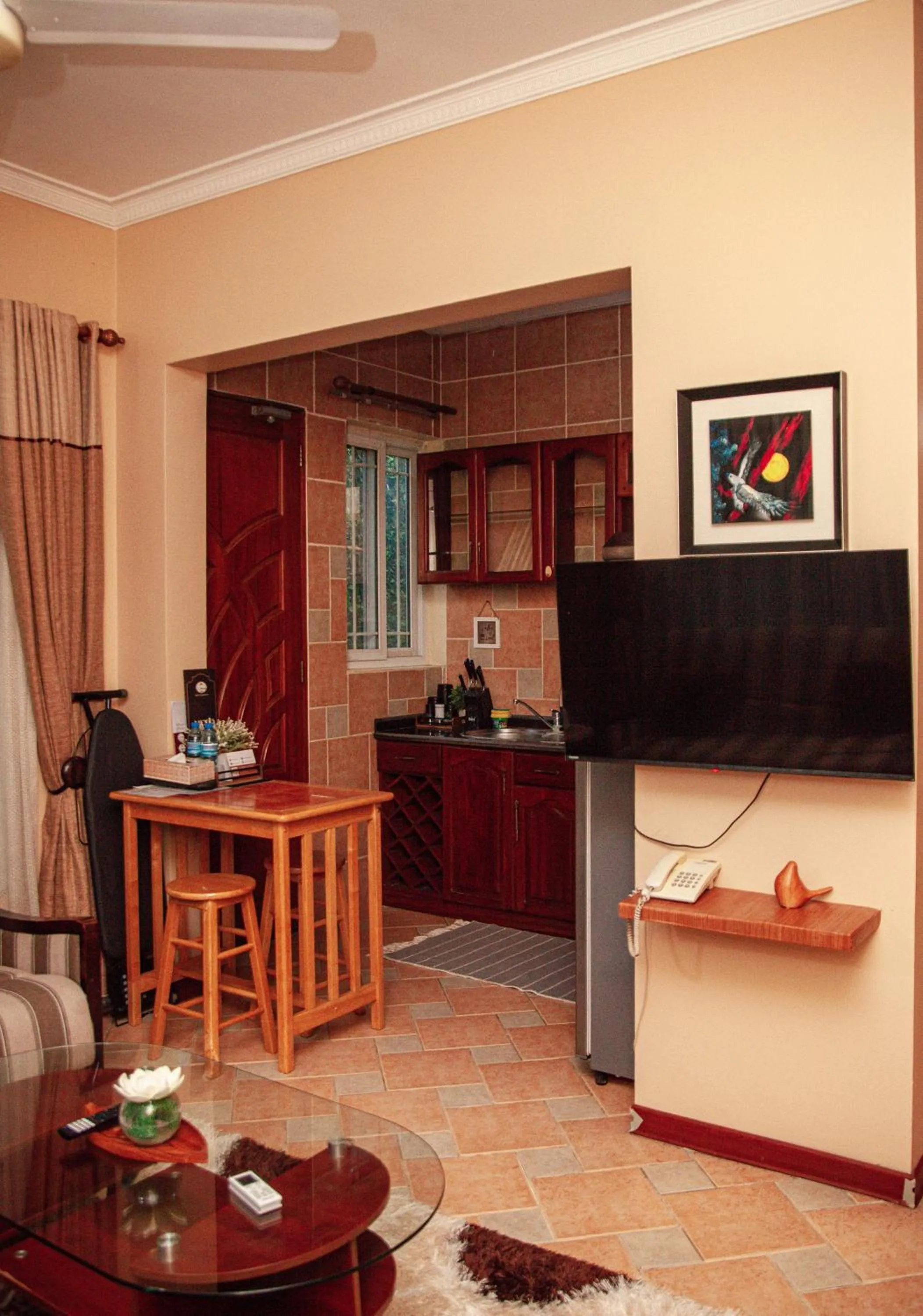 Communal lounge/ TV room in The Amariah Hotel & Apartments Mikocheni