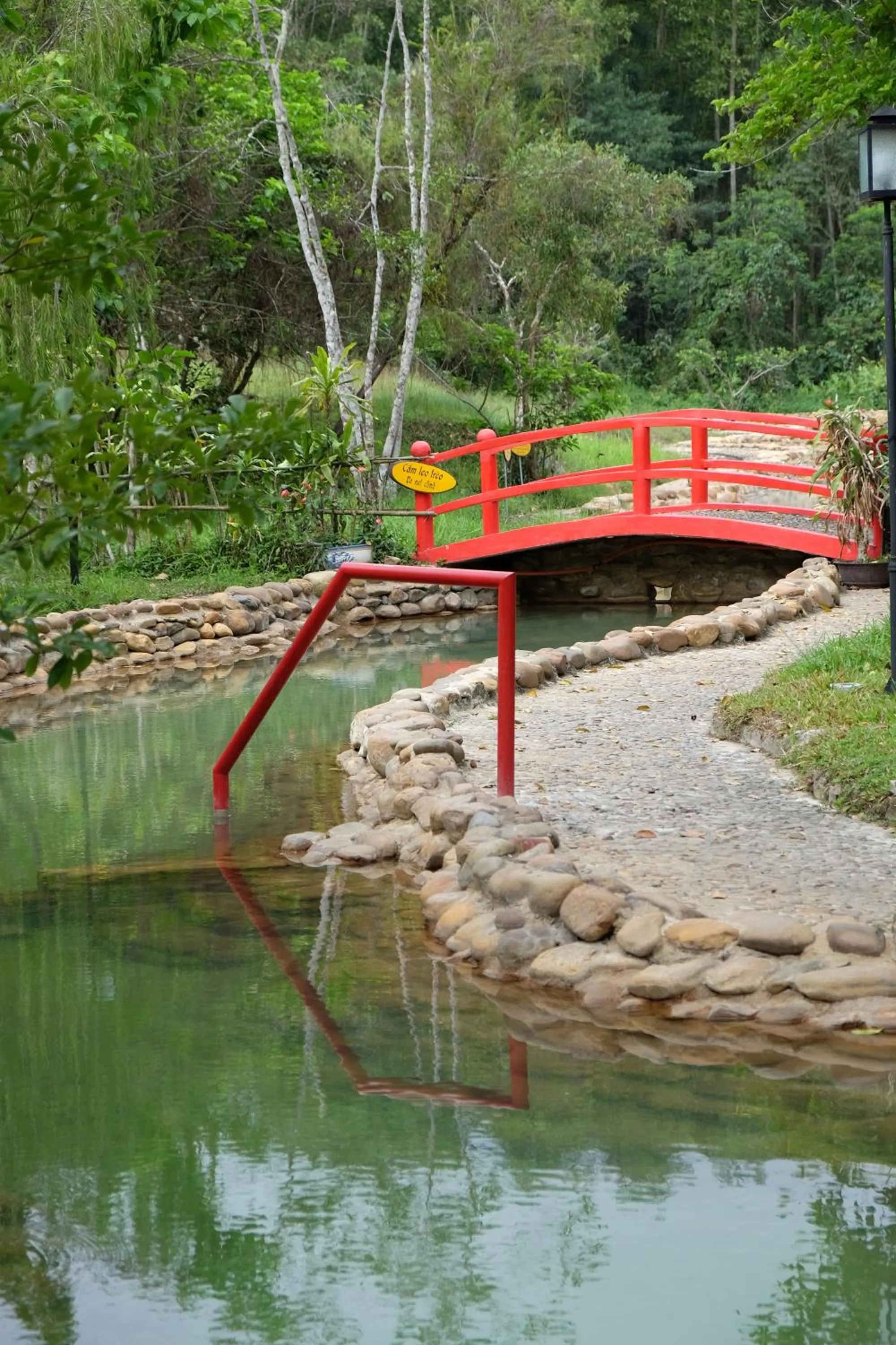 Hot Spring Bath in Thanh Tan Hot Springs By Fusion