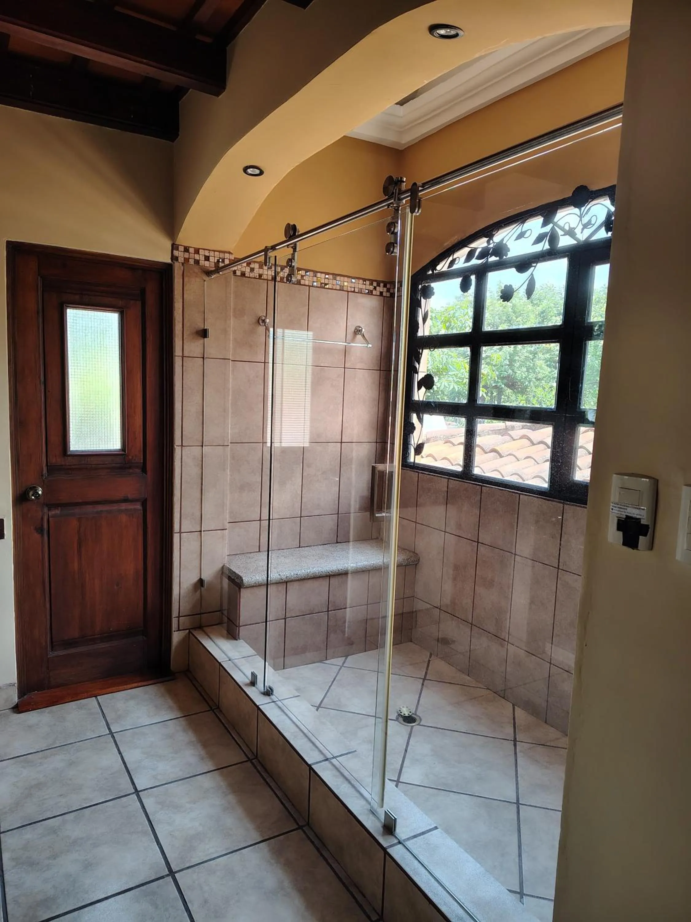 Shower in Indian Palace Hotel Boutique Spa & Restaurante