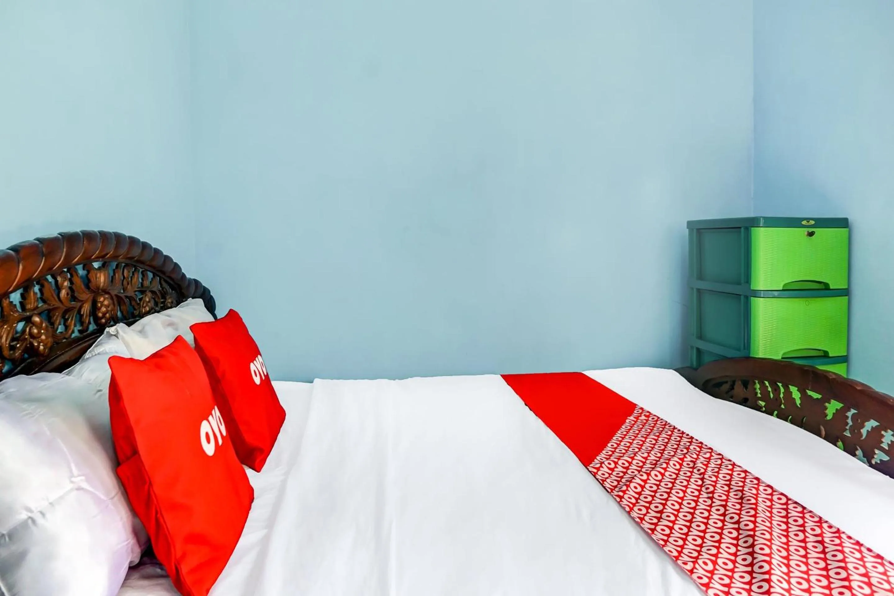 Bedroom, Bed in OYO Life 90879 Ara Predator Funpark