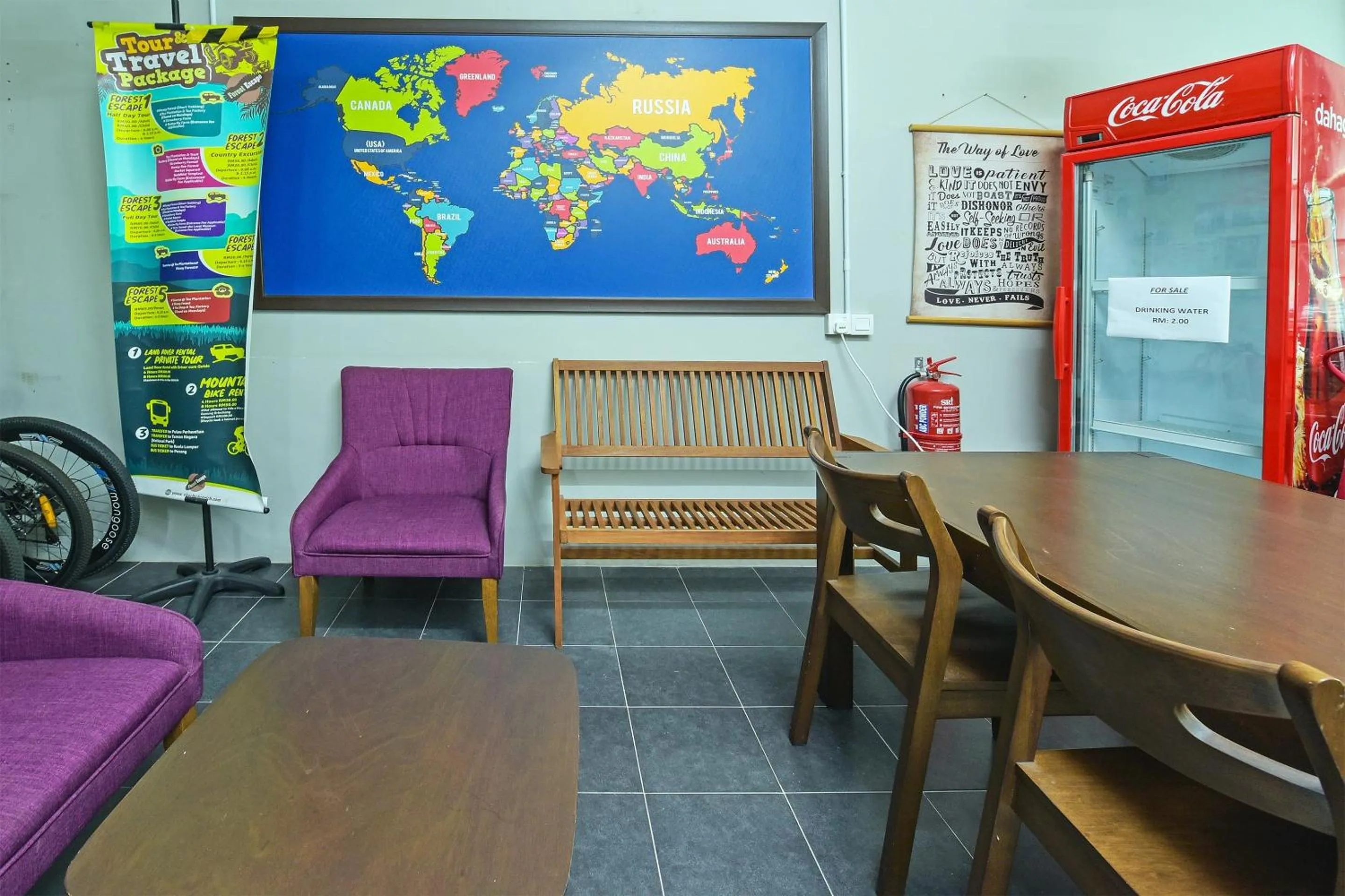 Lobby or reception in Hotel O Bed Station Guest House Dormitory