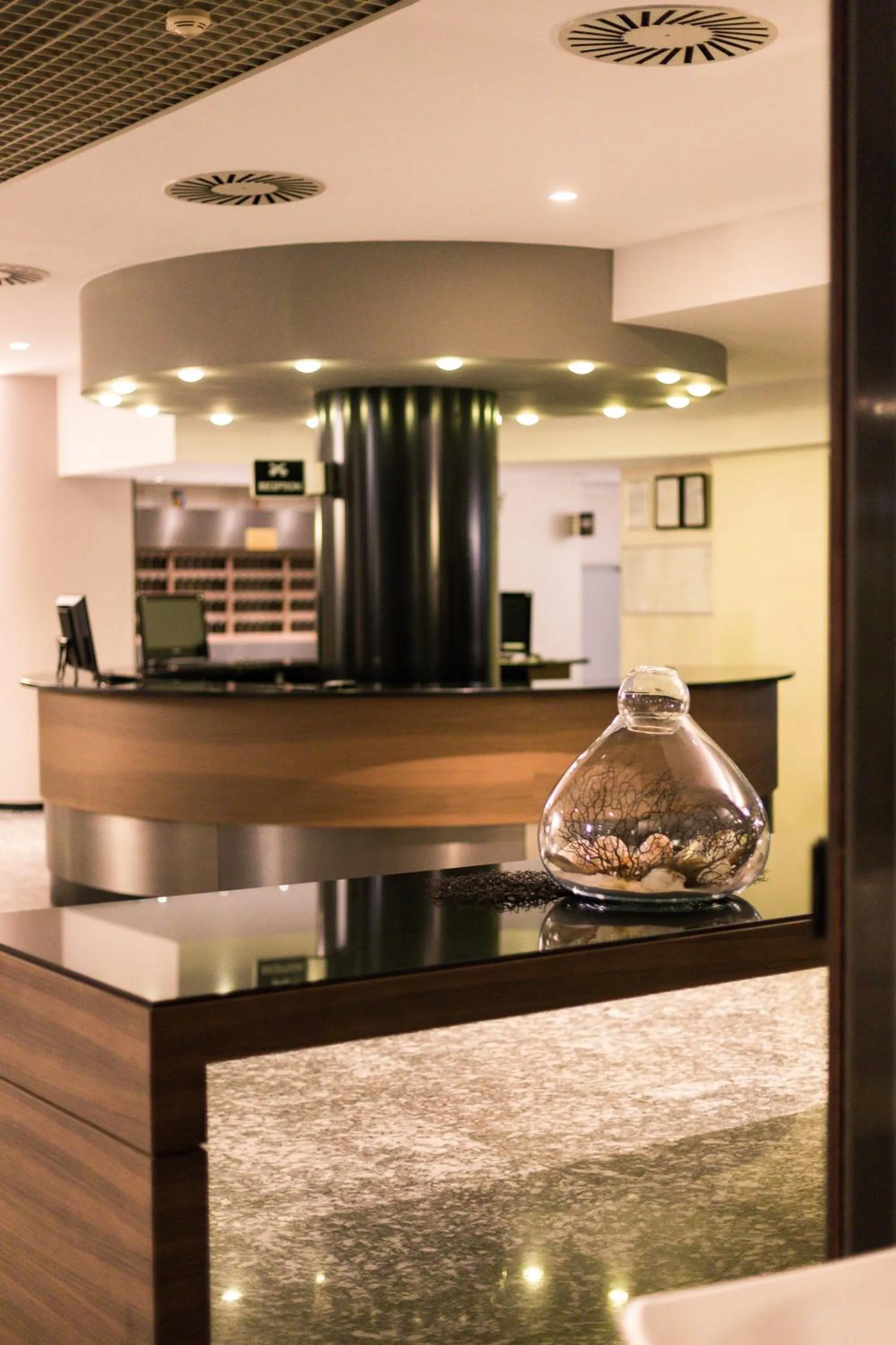 Lobby or reception in Waldorf Palace Hotel