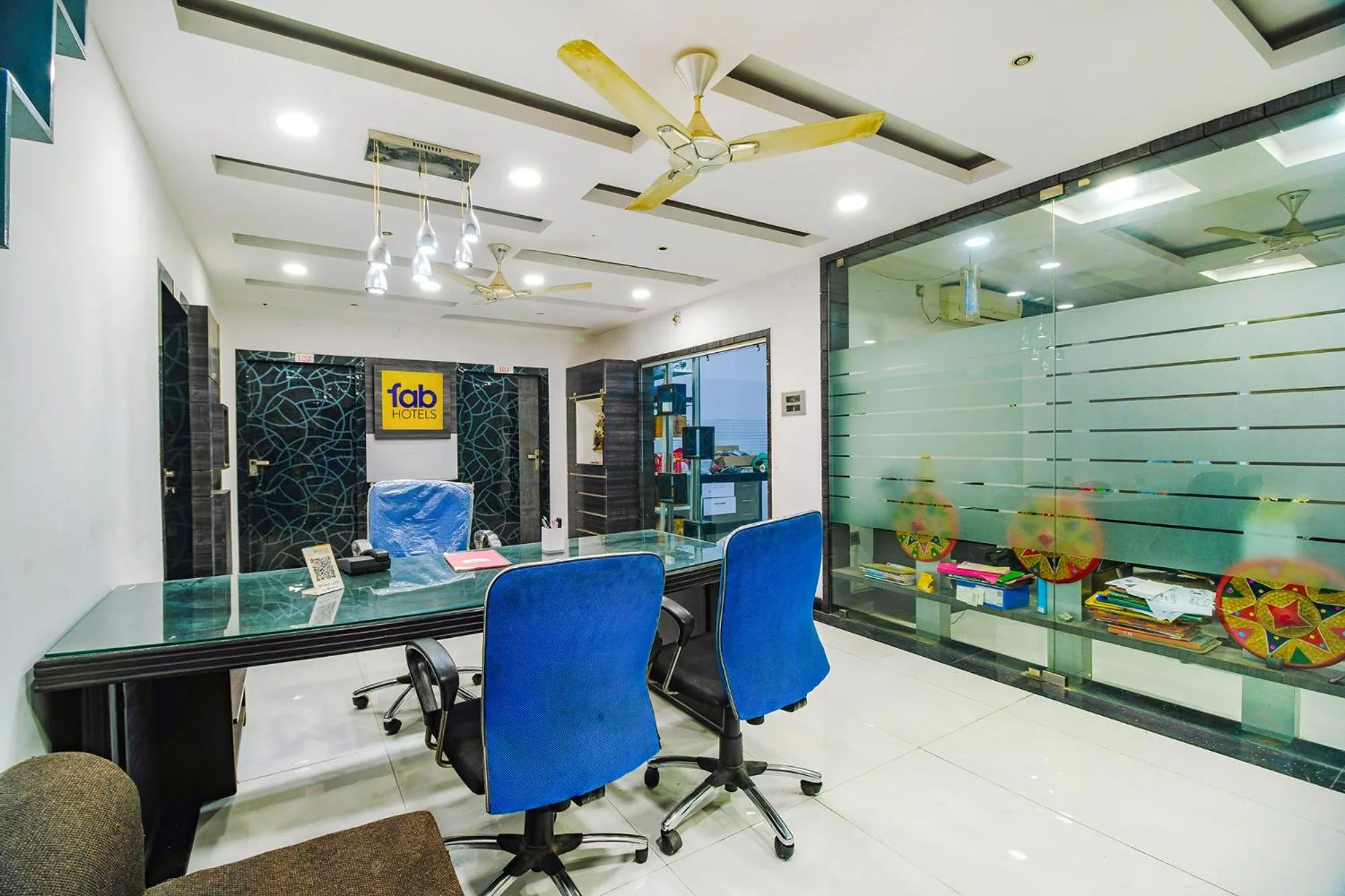 Lobby or reception in FabHotel Apple Tree