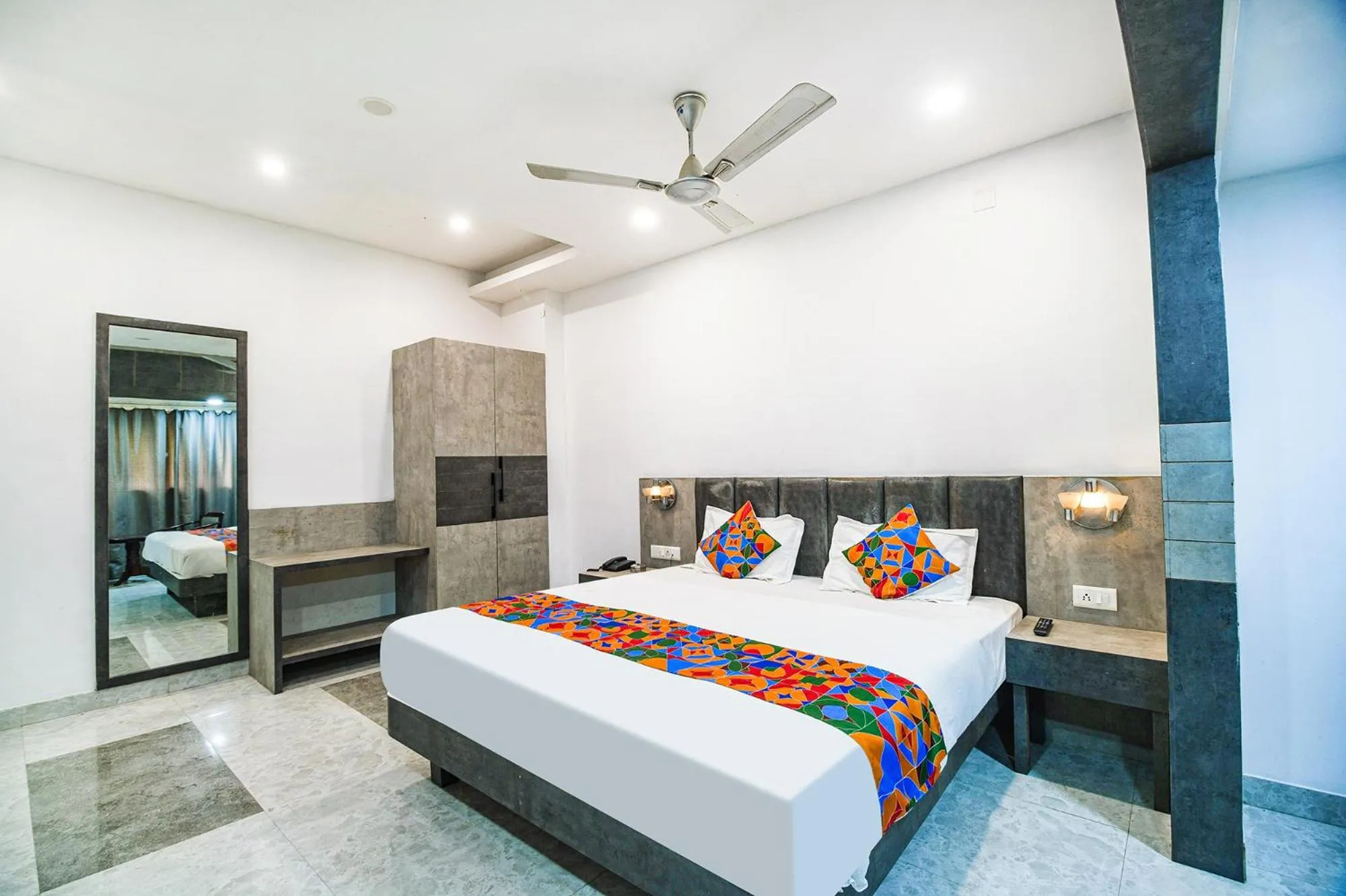 Bed in FabHotel Apple Tree