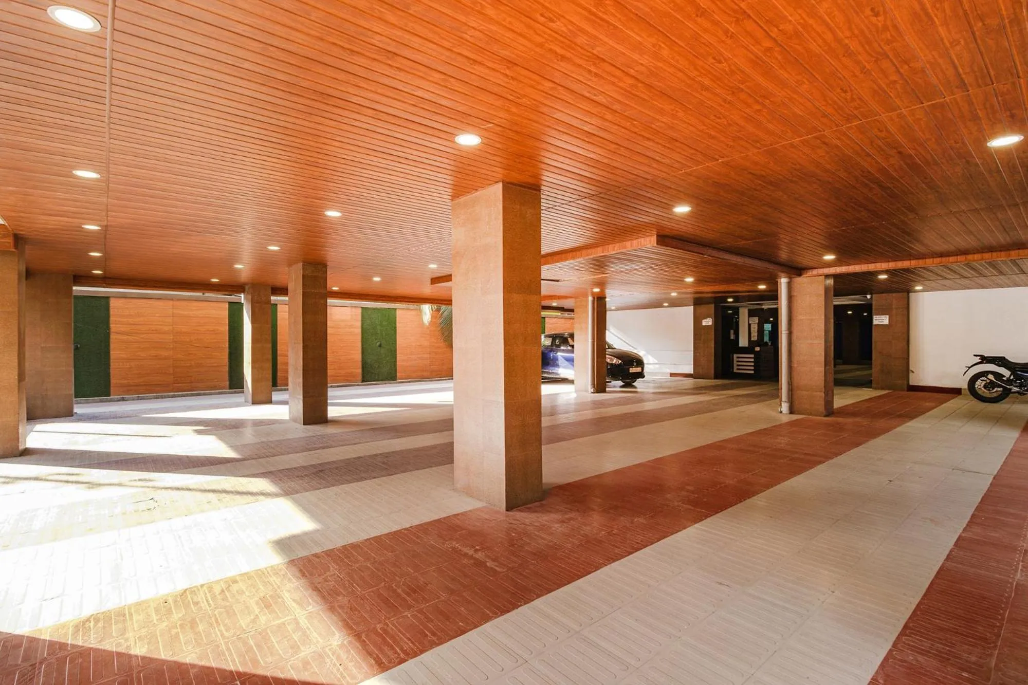 Parking in FabHotel Apple Tree