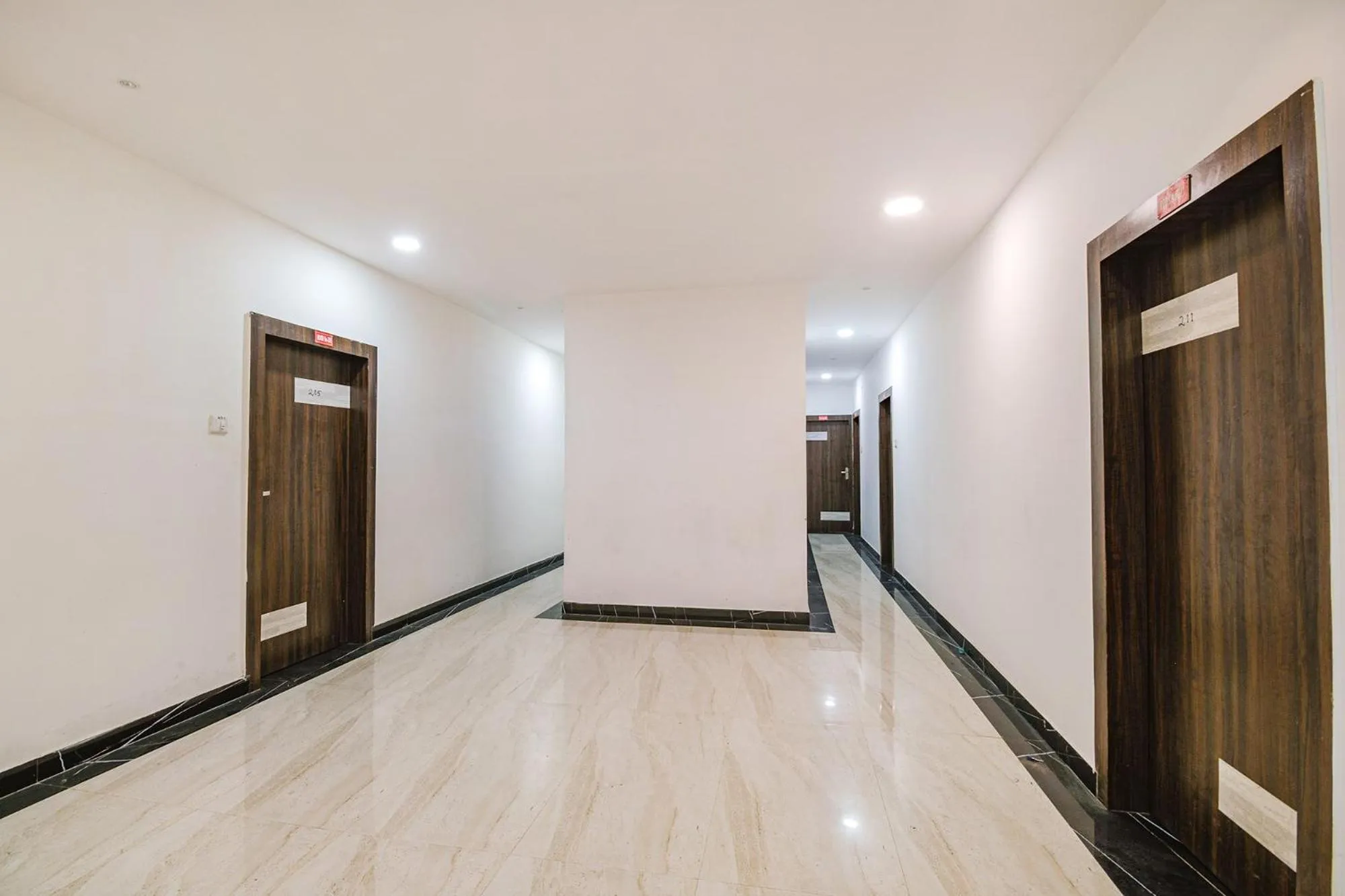 Lobby or reception in FabHotel Apple Tree