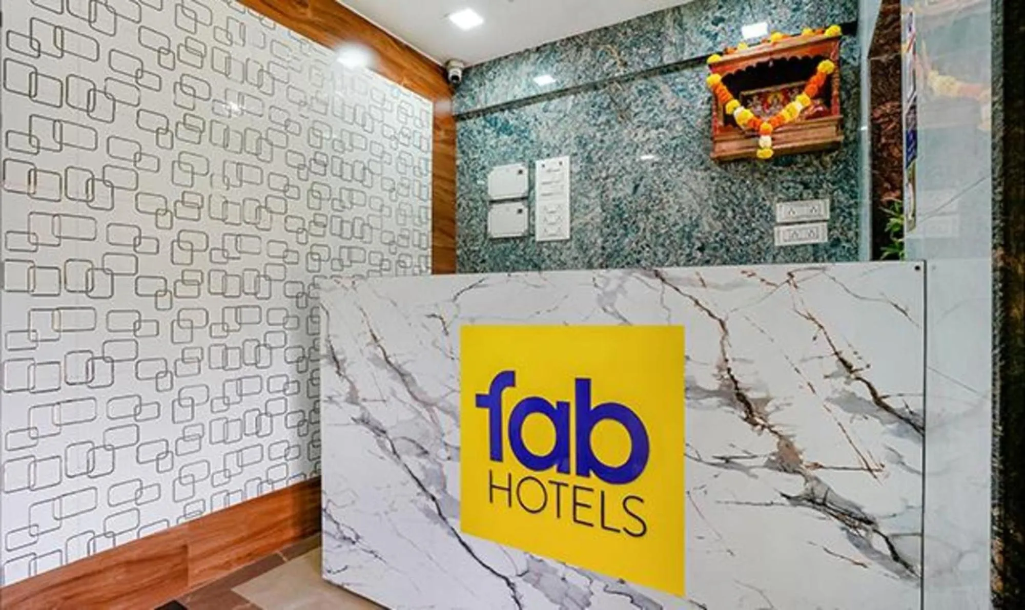 Lobby or reception in FabHotel White Gold
