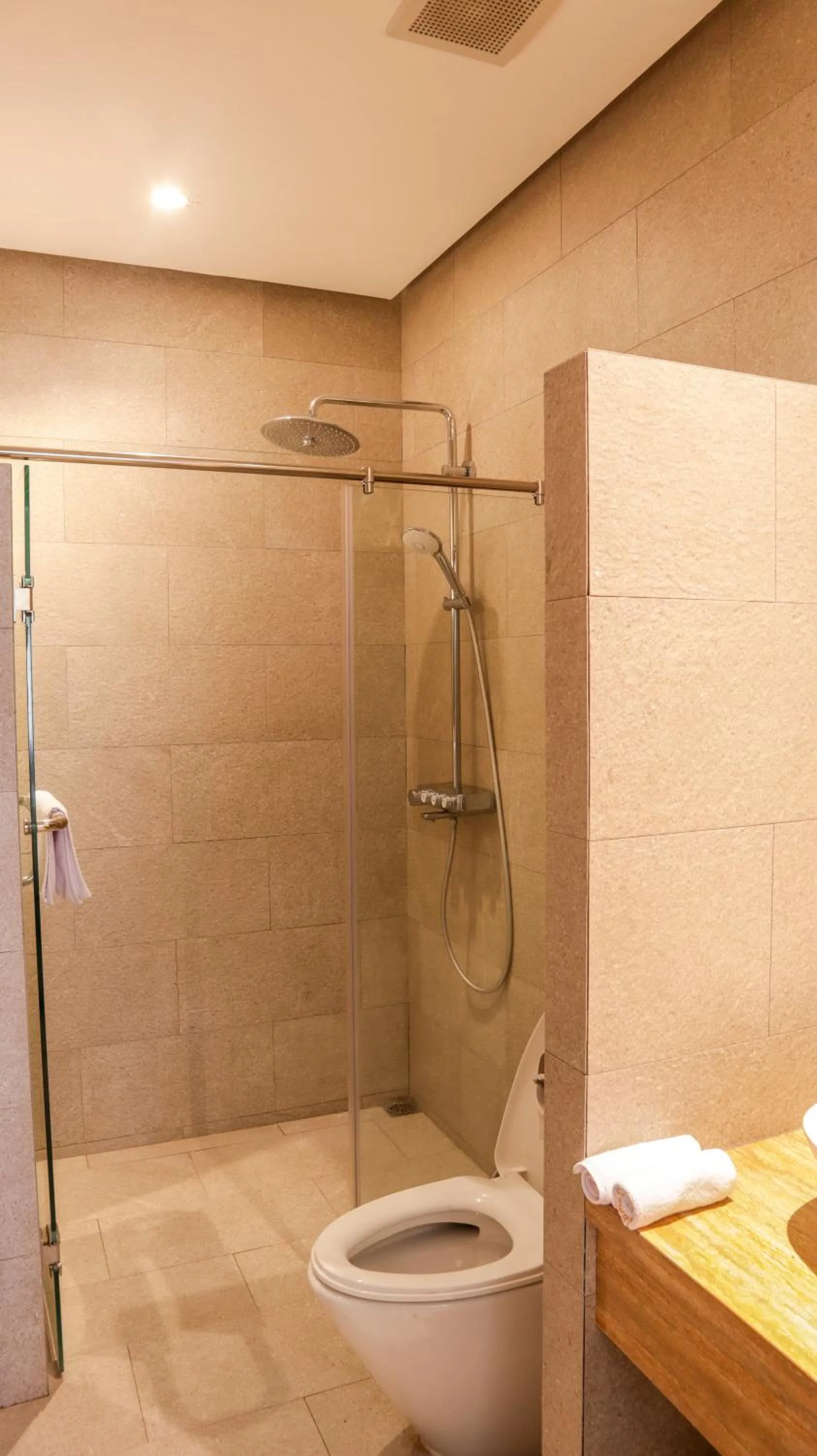 Bathroom in Omah Siliran Heritage