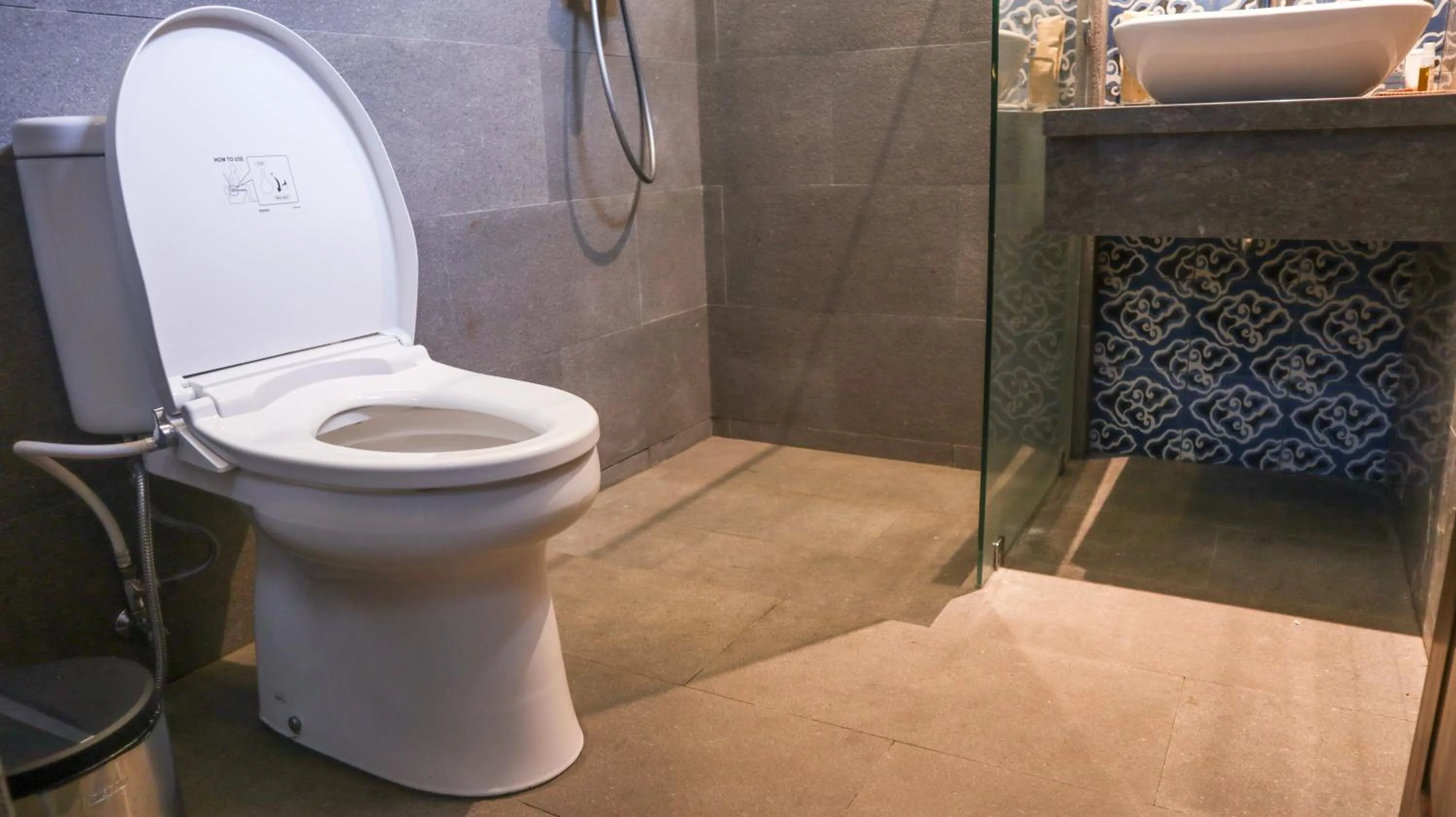 Bathroom in Omah Siliran Heritage