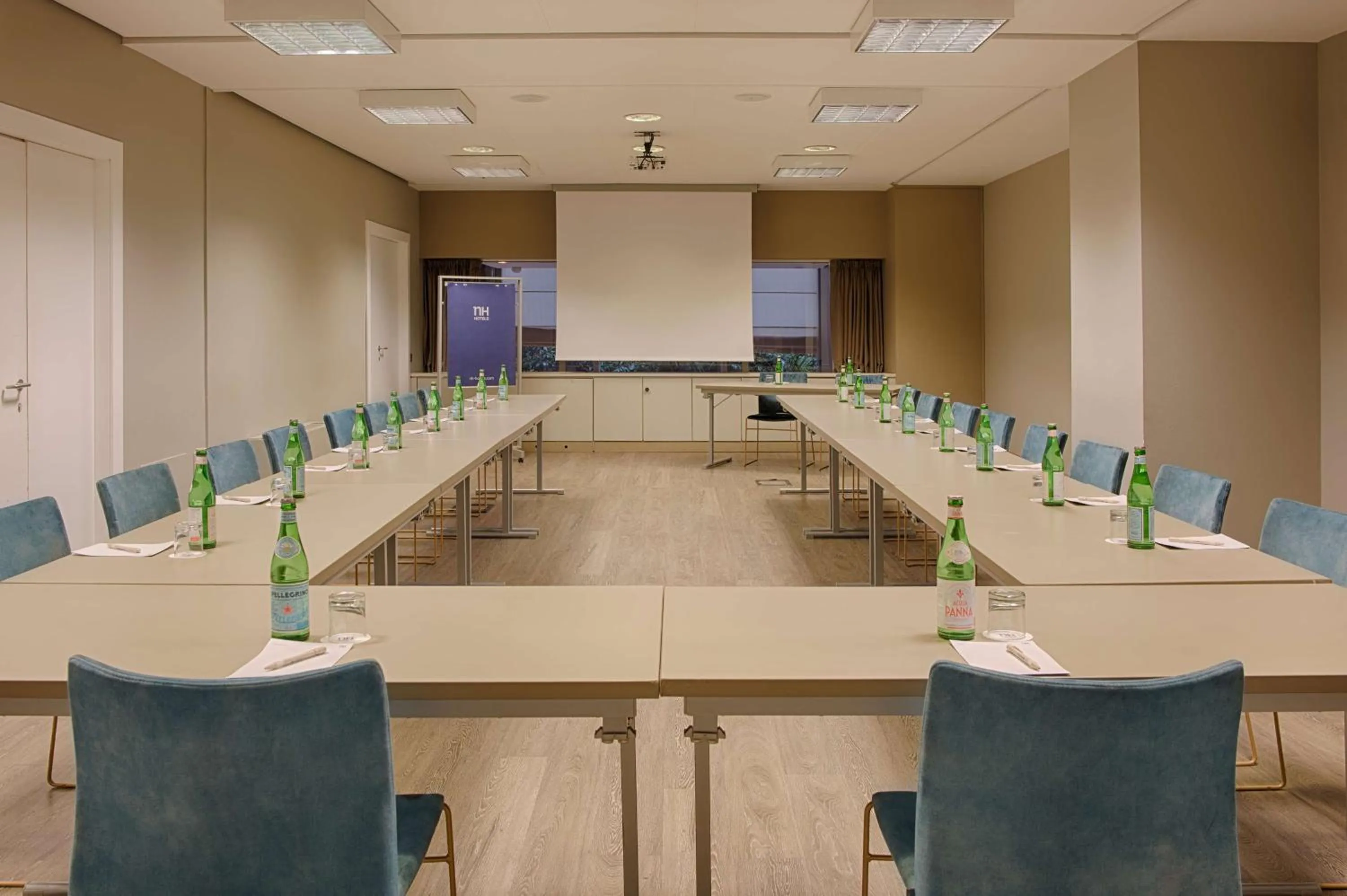 Meeting/conference room in NH Torino Lingotto Congress