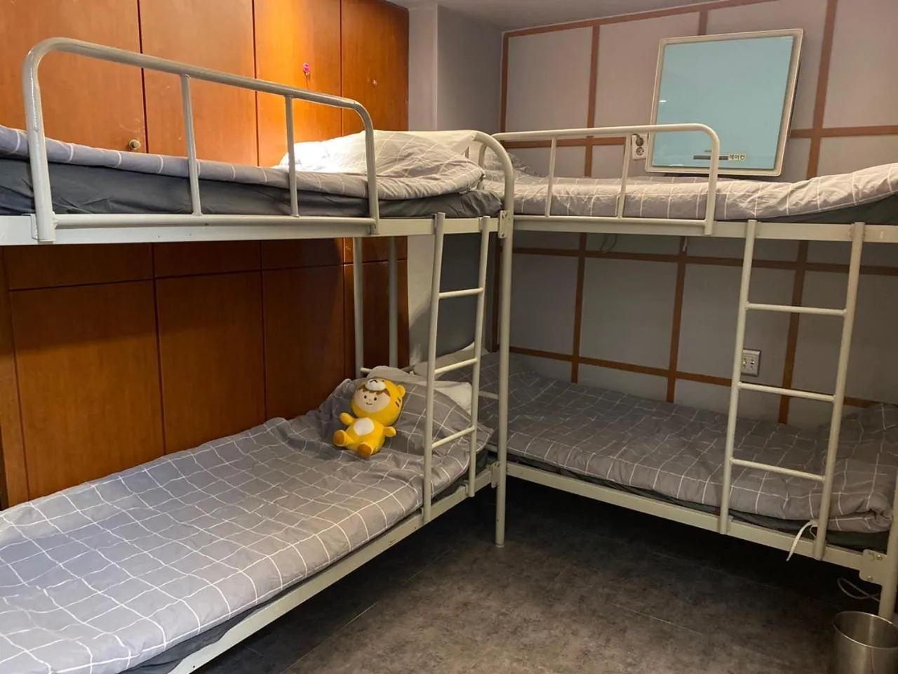 bunk bed, Bed in Dalgona Guesthouse