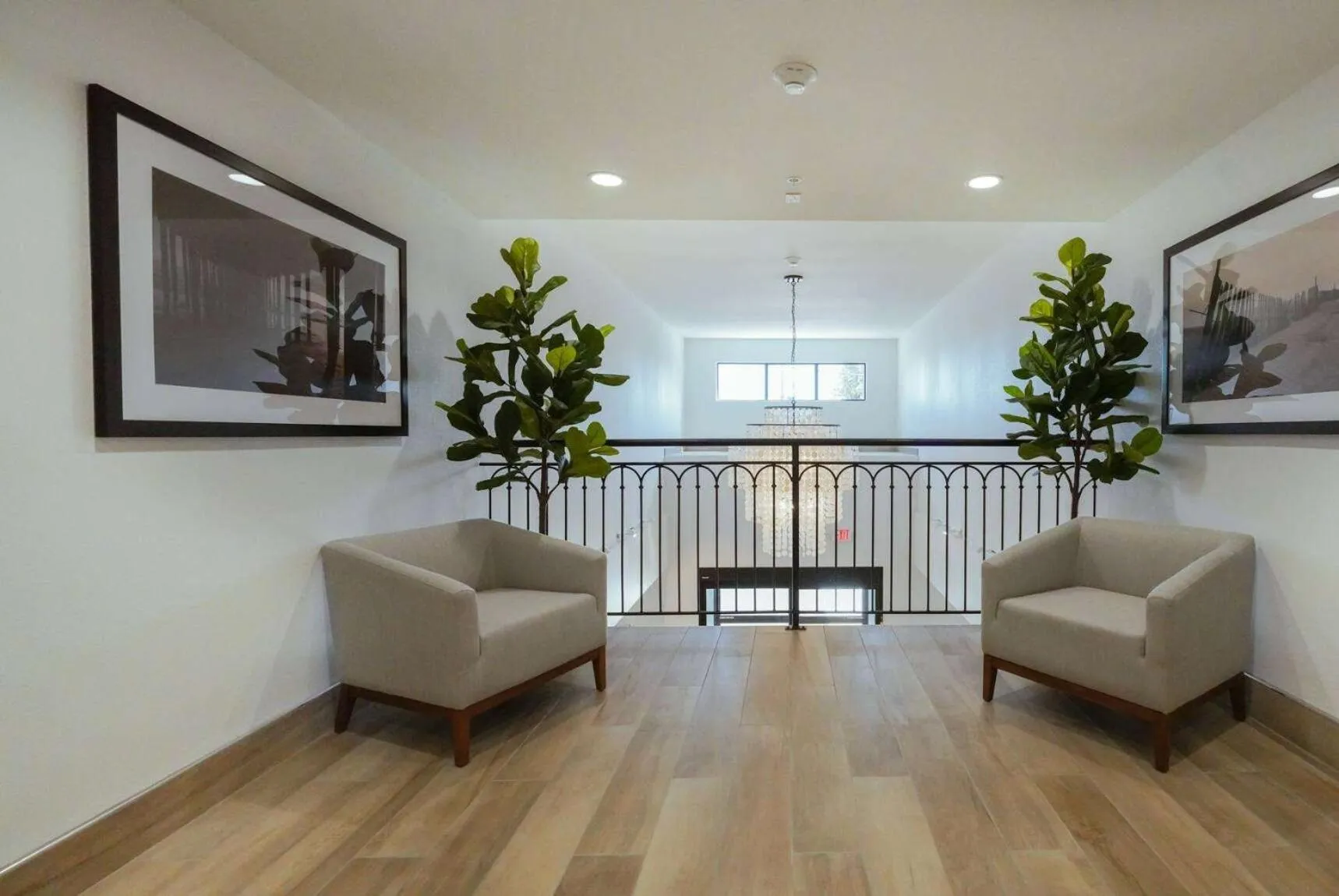 Lobby or reception in La Quinta Inn & Suites by Wyndham Santa Cruz