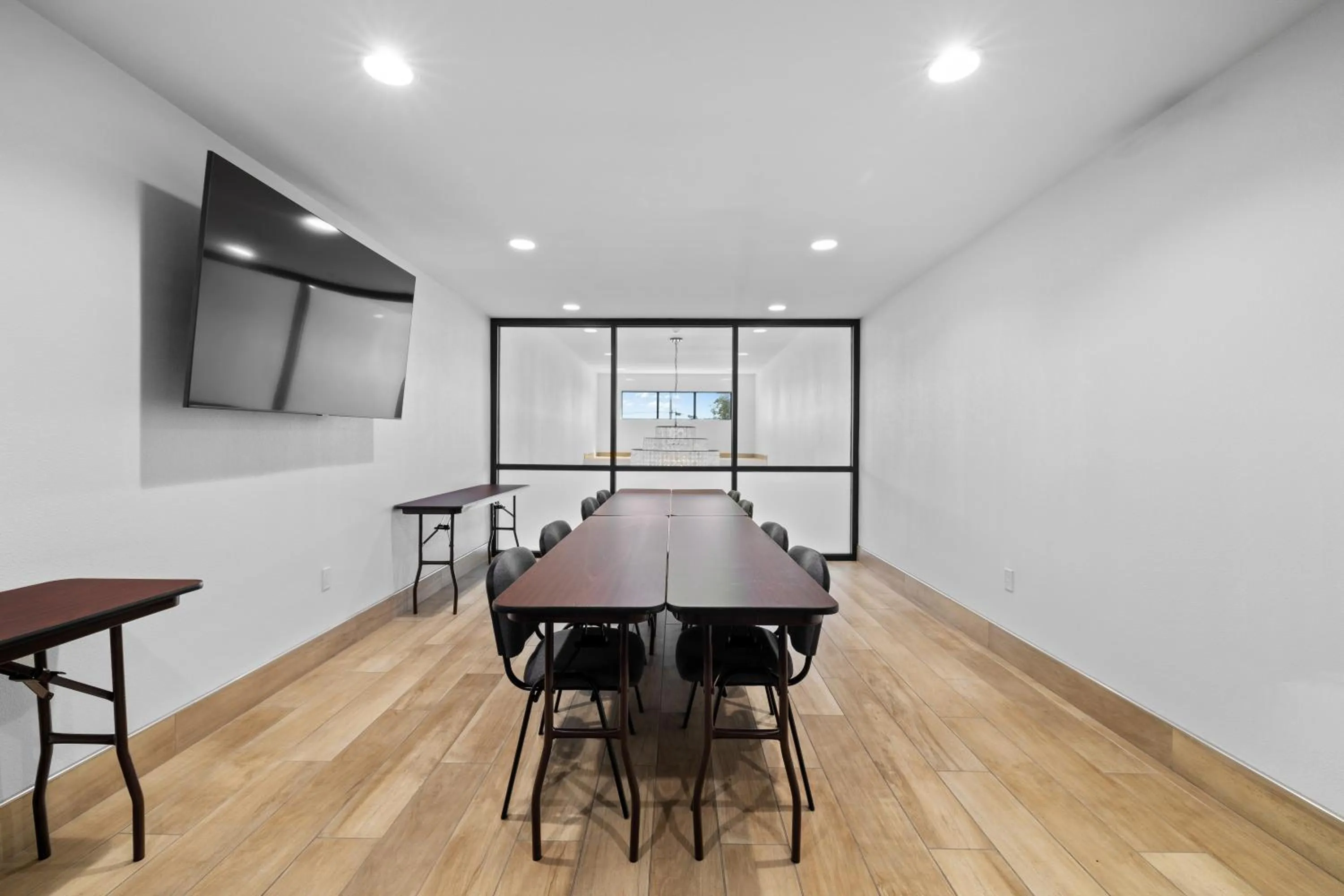 Meeting/conference room in La Quinta Inn & Suites by Wyndham Santa Cruz