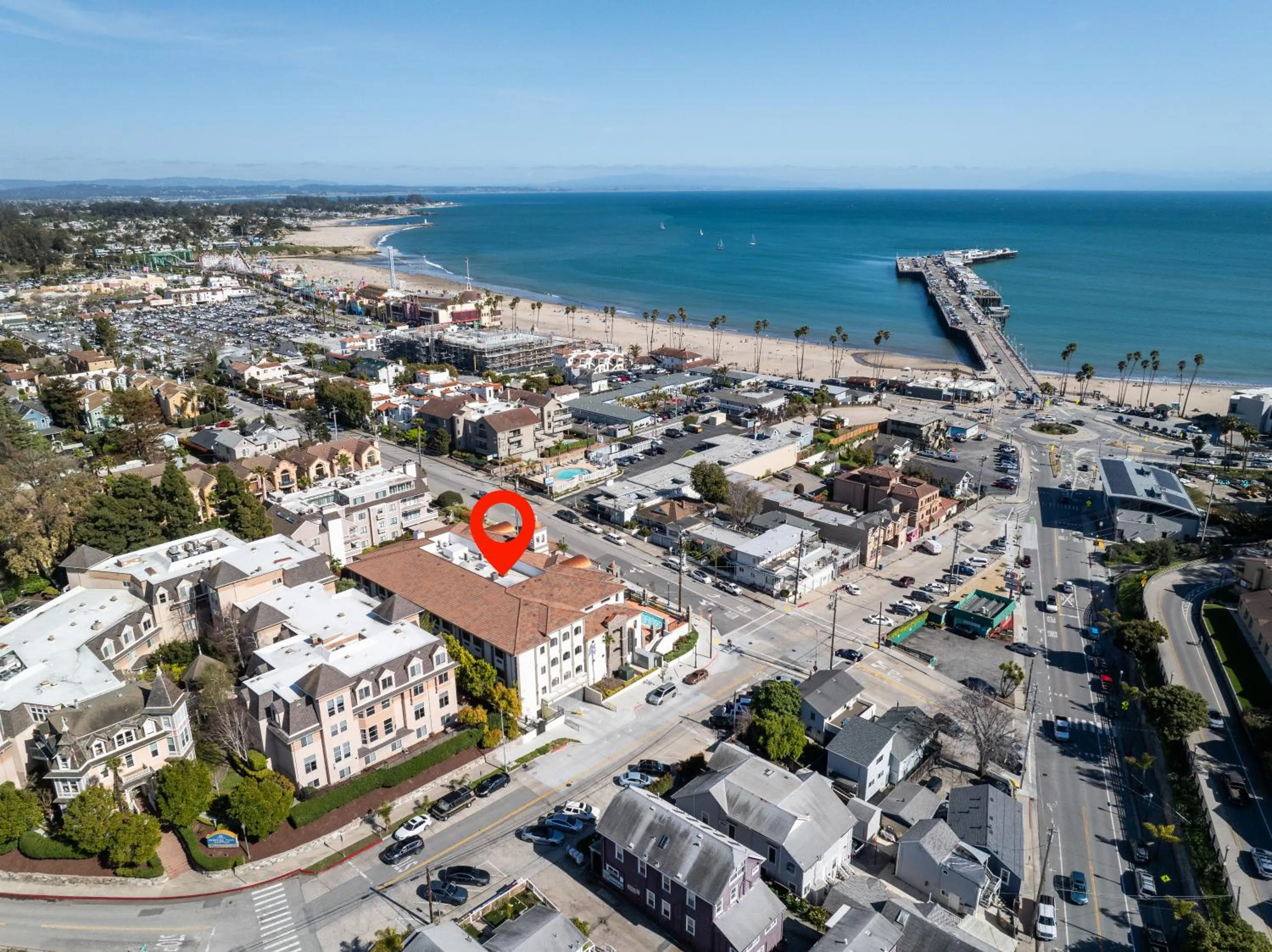 Beach in La Quinta Inn & Suites by Wyndham Santa Cruz