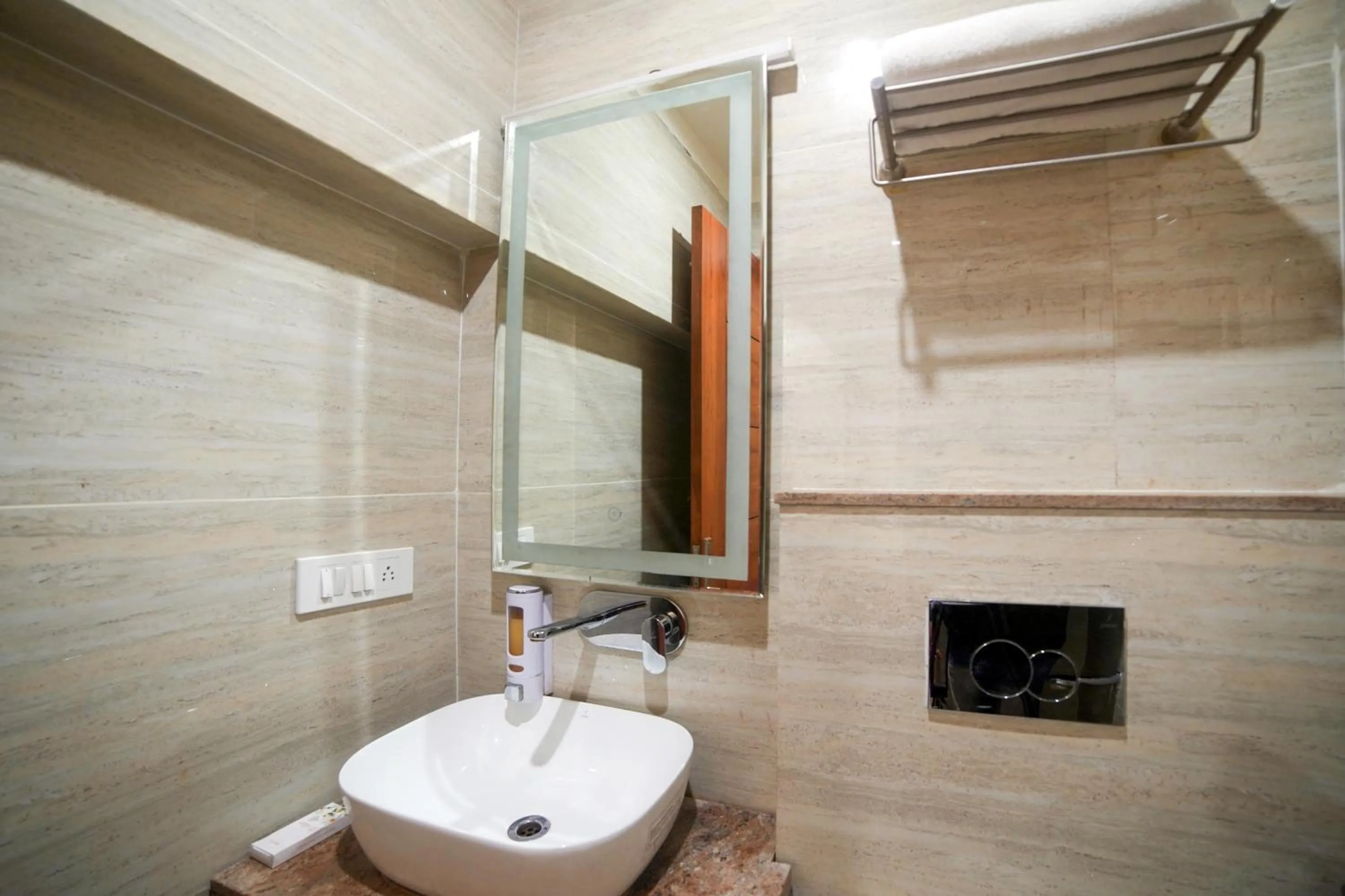 Bathroom in Hotel Centre Park Bhopal