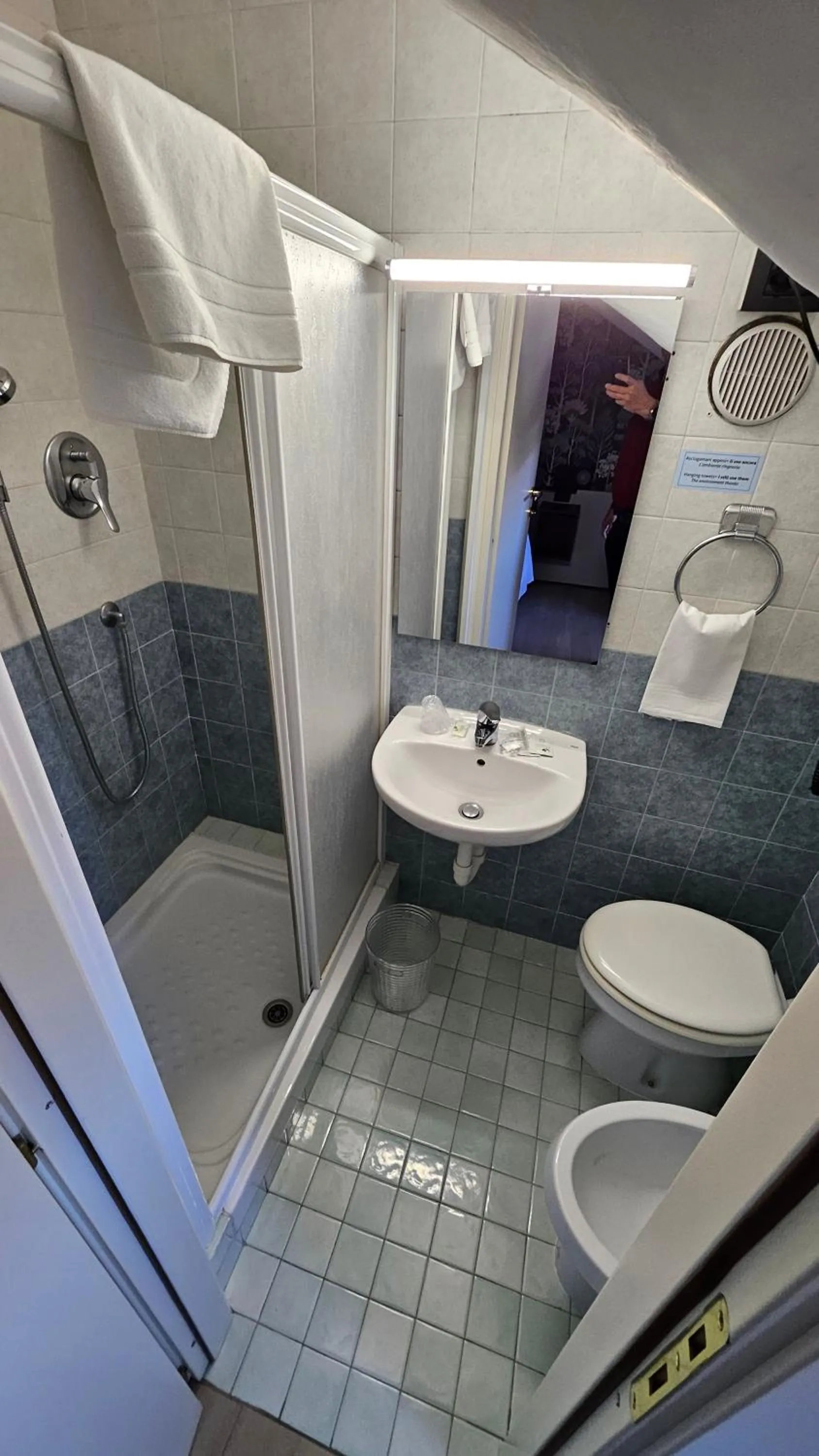 Bathroom in Artua'&Solferino