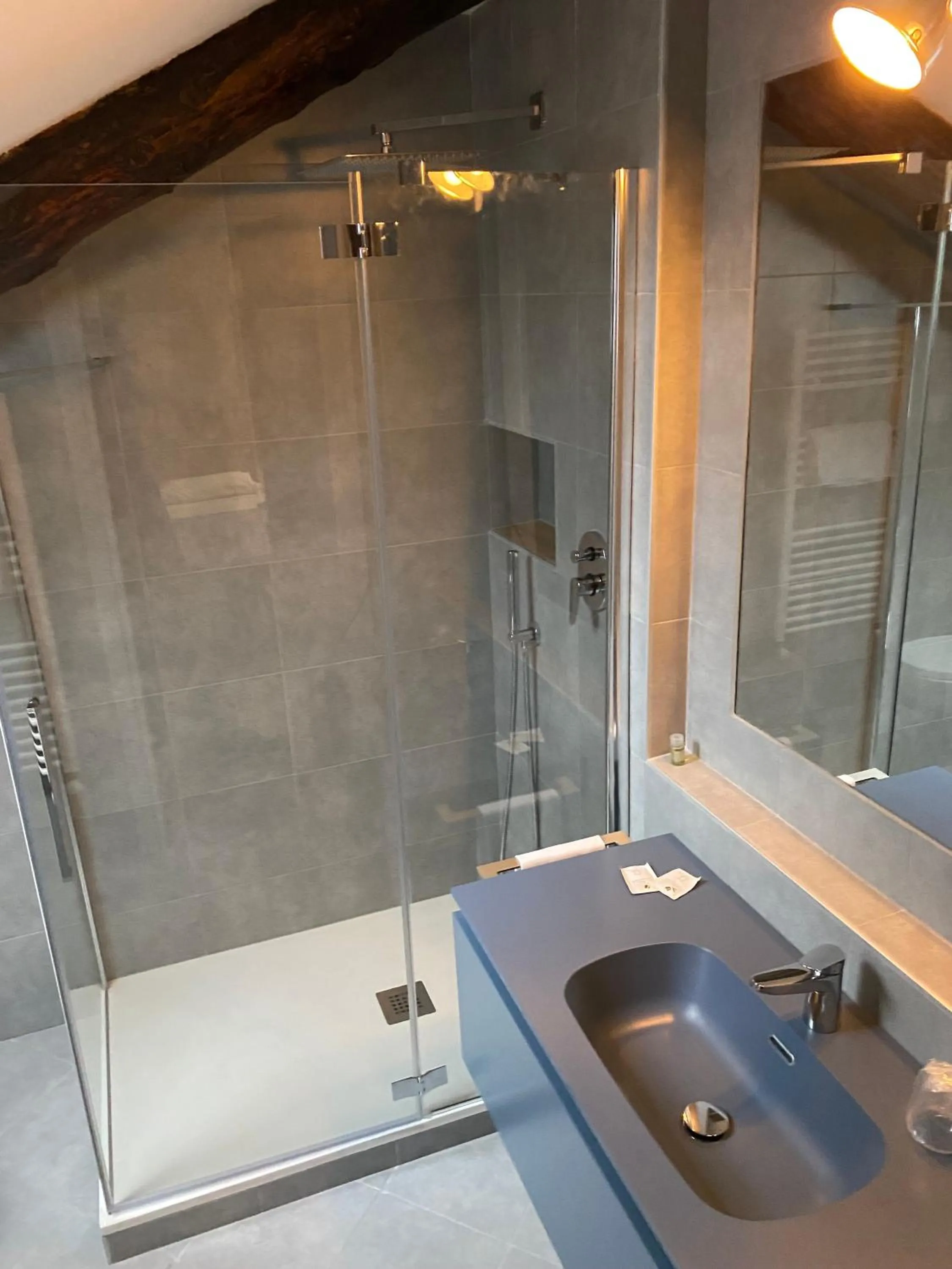 Shower in Artua'&Solferino