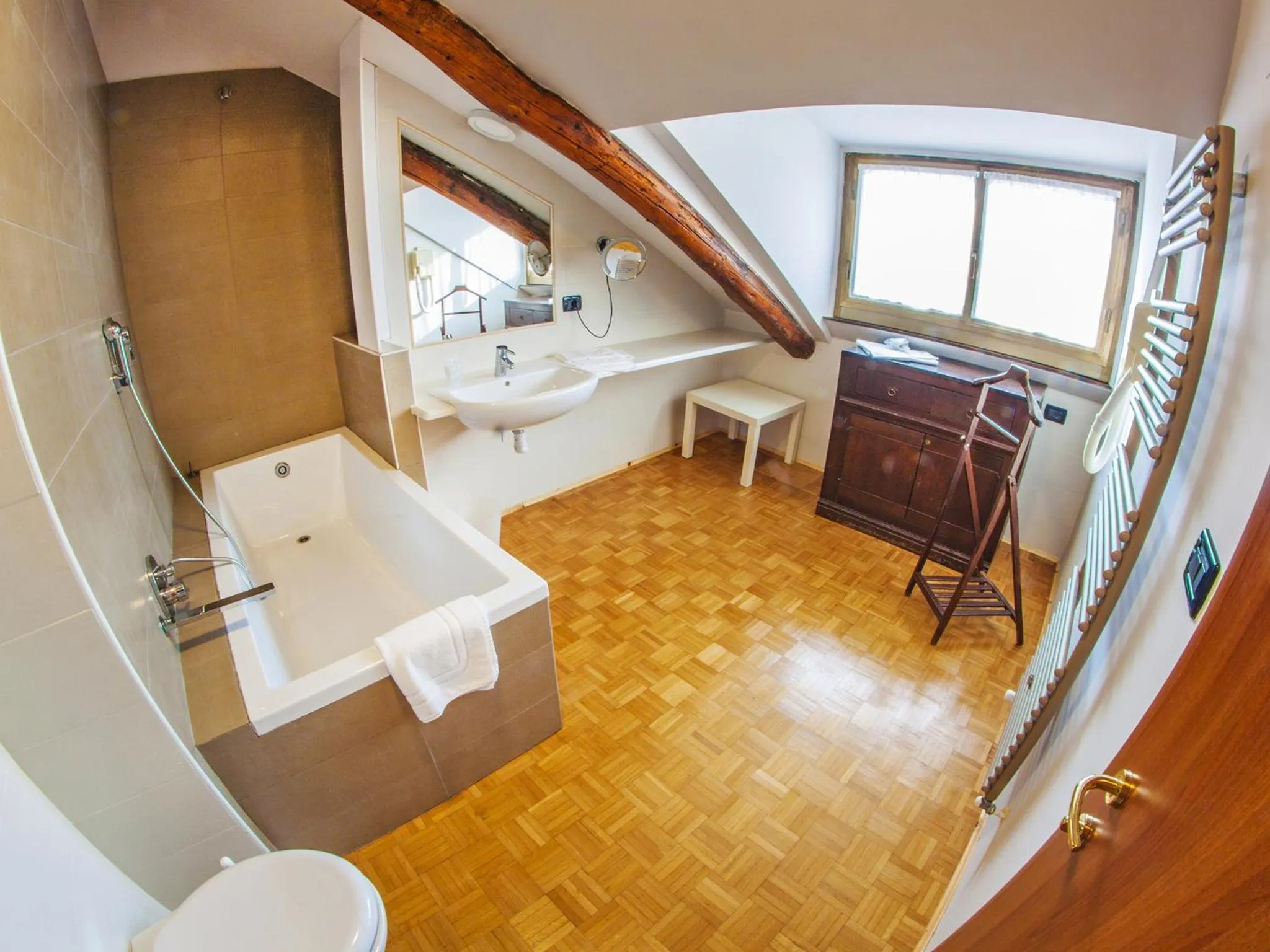 Toilet in Artua'&Solferino