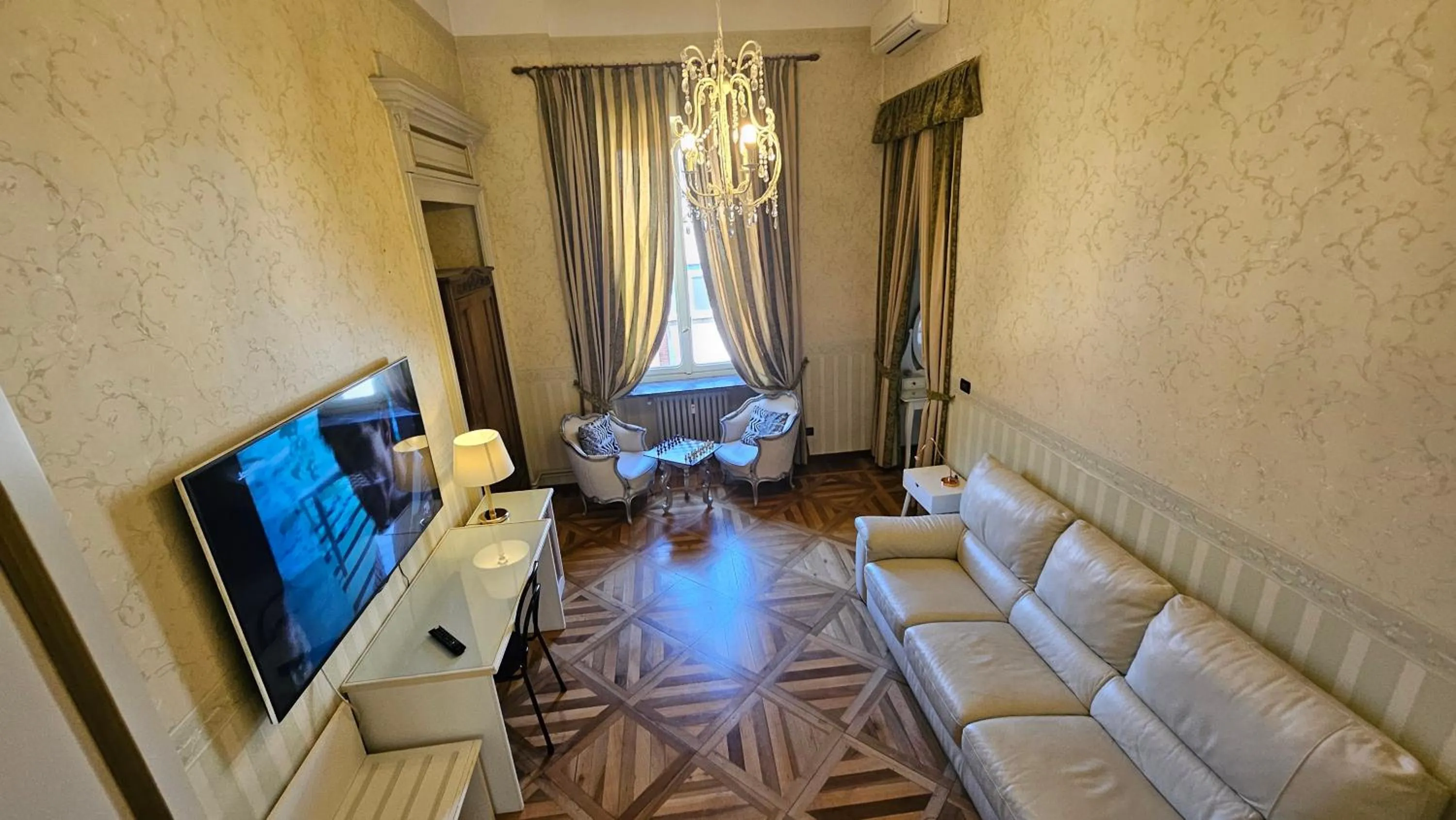 Living room in Artua'&Solferino