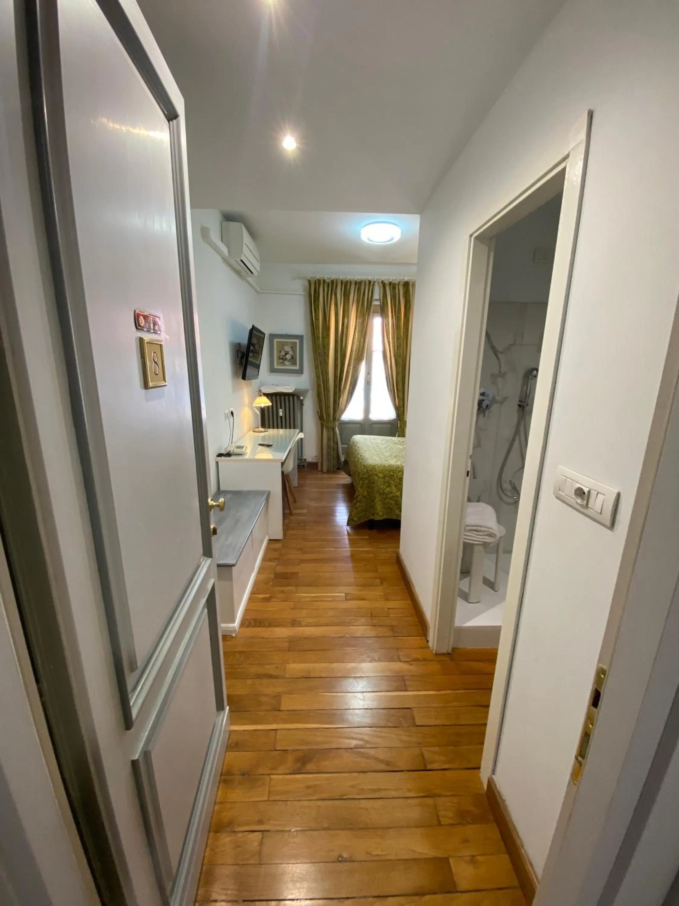 Seating area in Artua'&Solferino