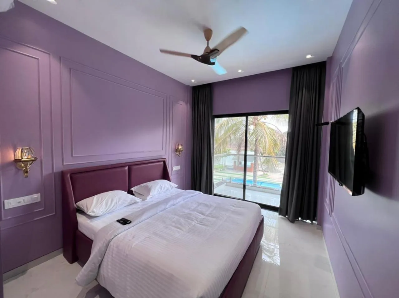 Bed in Paramount Riverfront Resort & Spa, Karjat