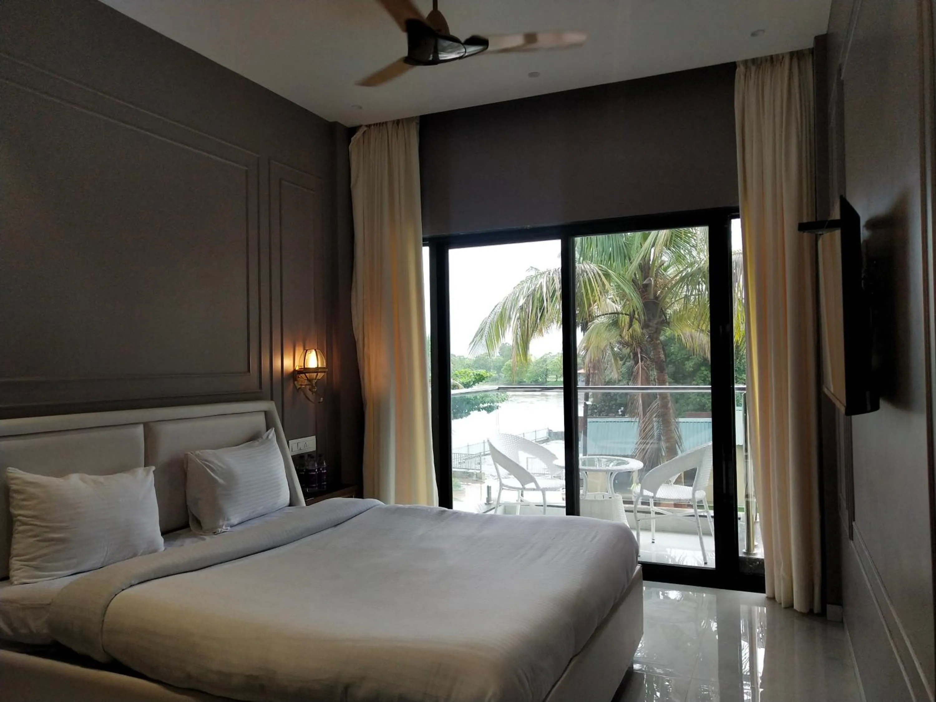 Bed in Paramount Riverfront Resort & Spa, Karjat