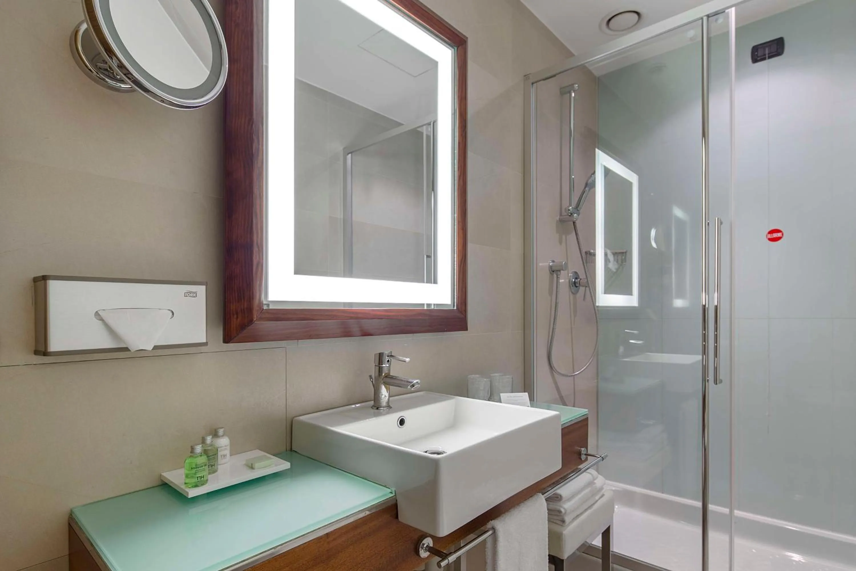 Bathroom in NH Collection Milano Touring