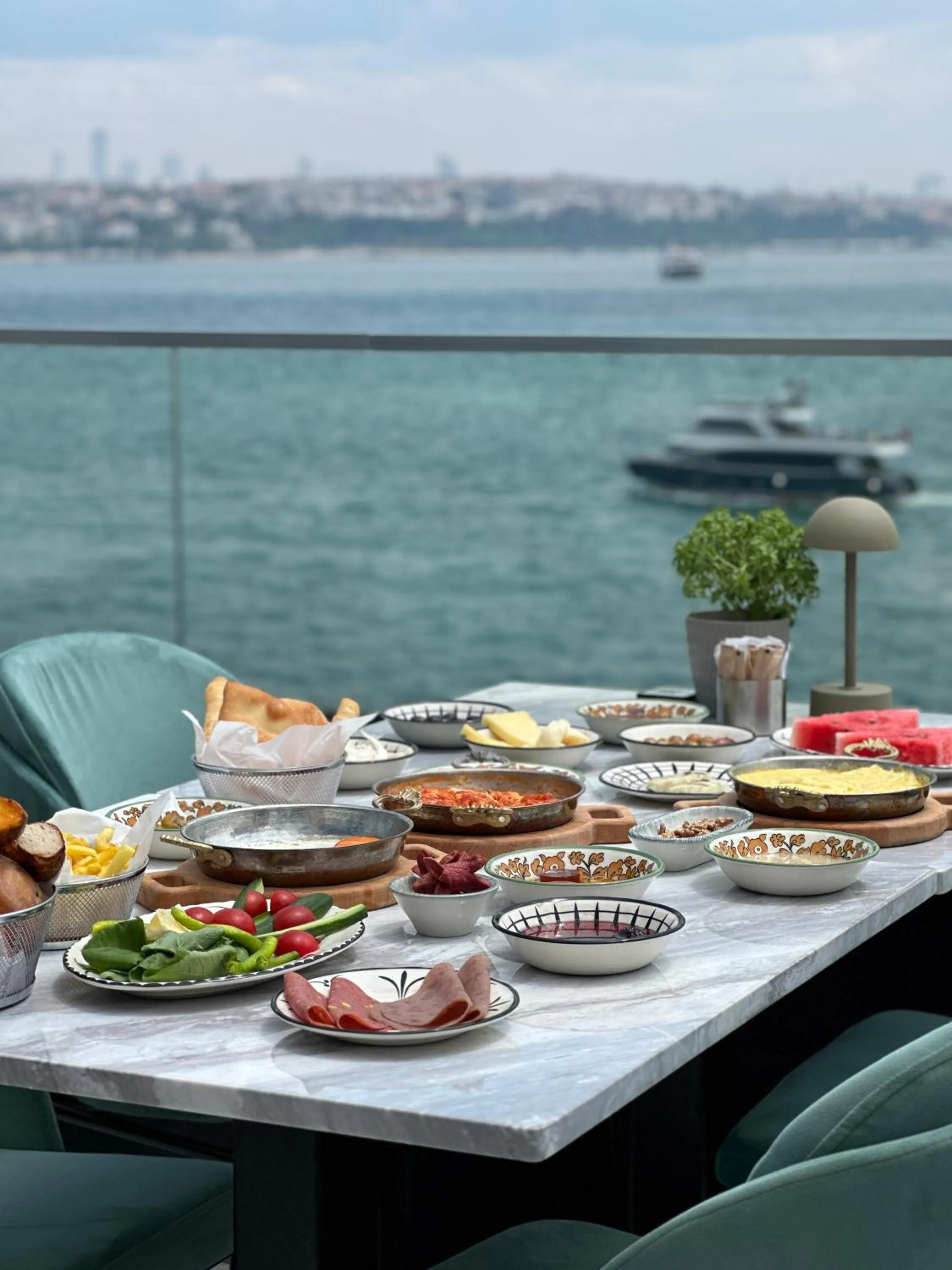 Food and drinks in Pera Bosphorus Hotel