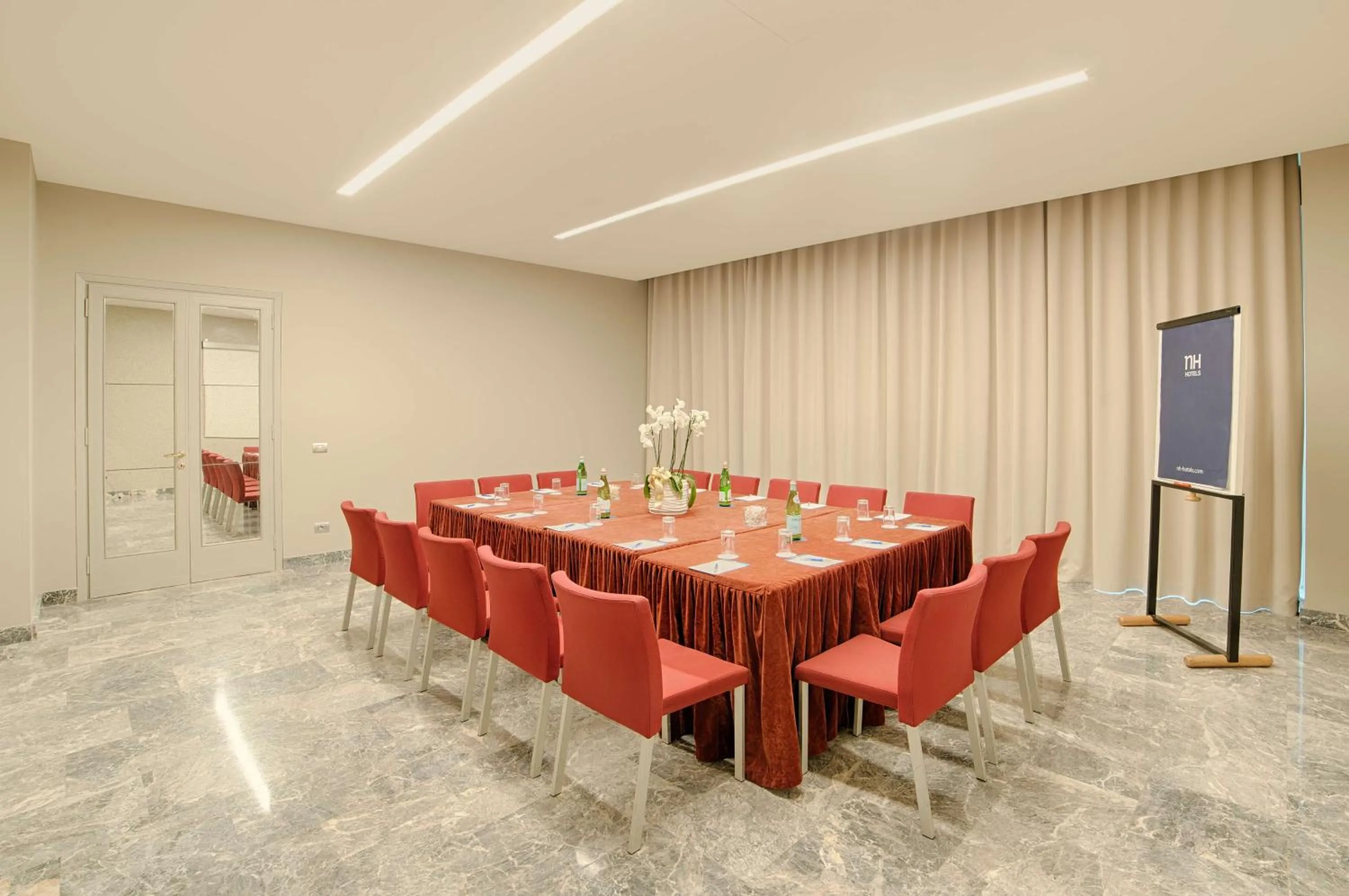 Meeting/conference room in NH La Spezia
