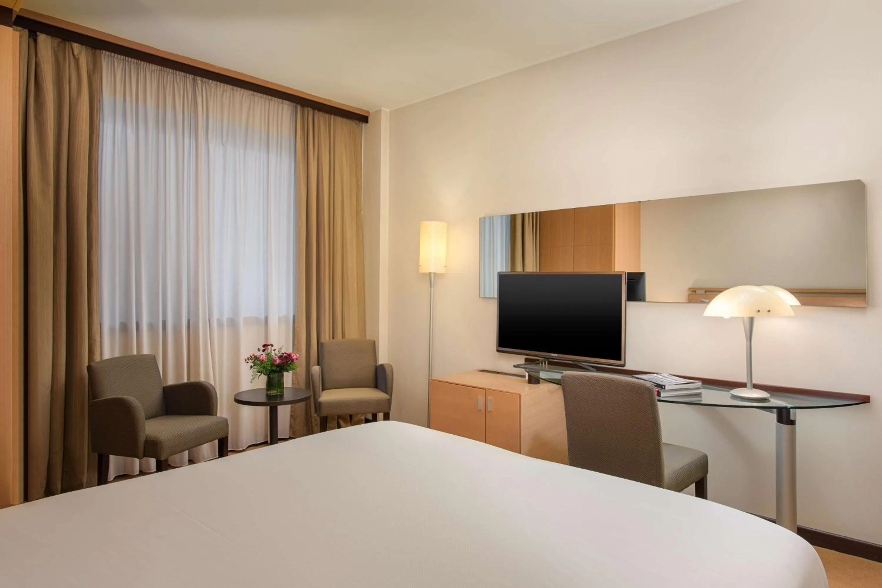 Bedroom, Bed in NH Bologna Villanova