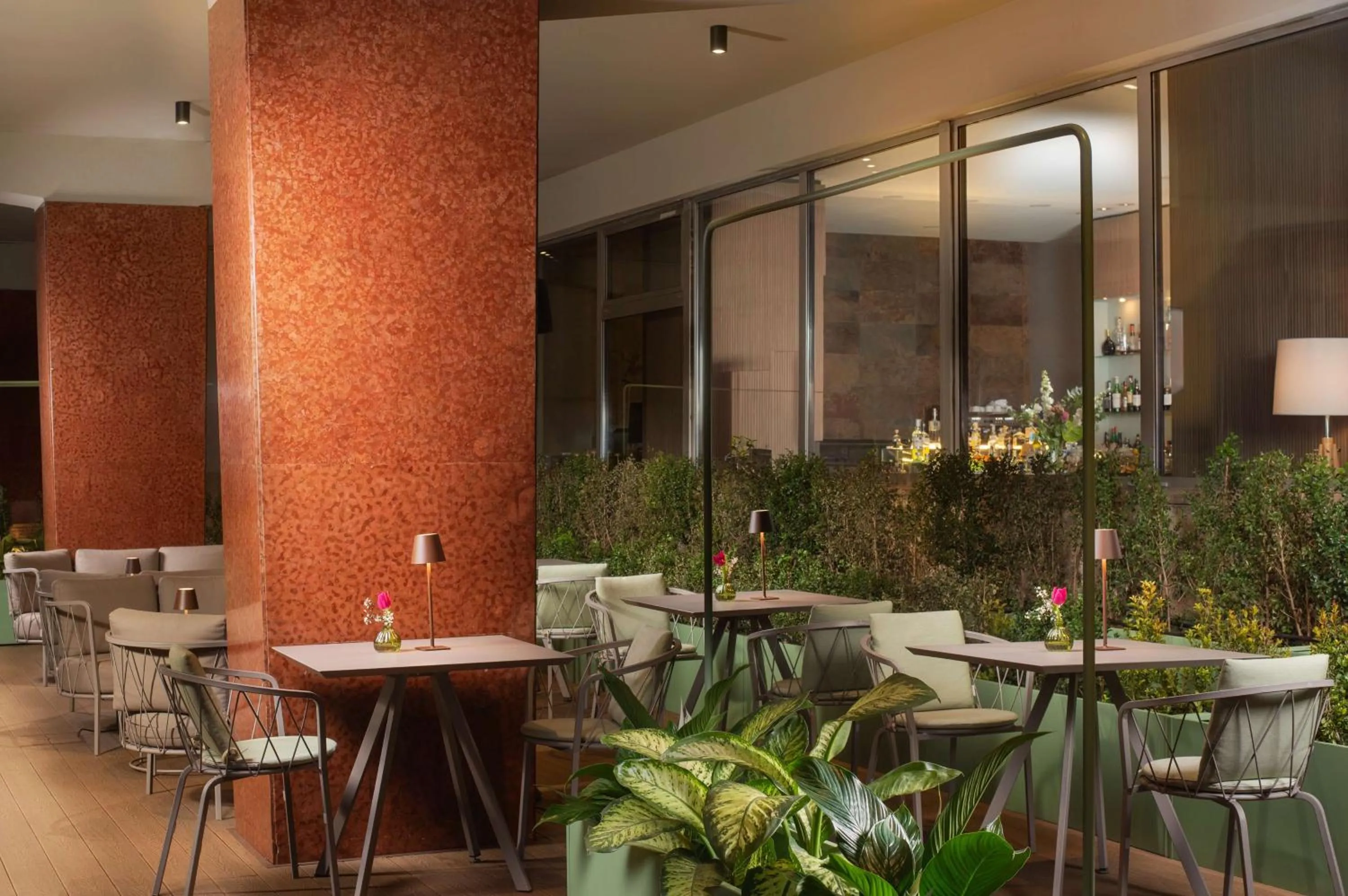 Restaurant/places to eat in NH Catania Centro