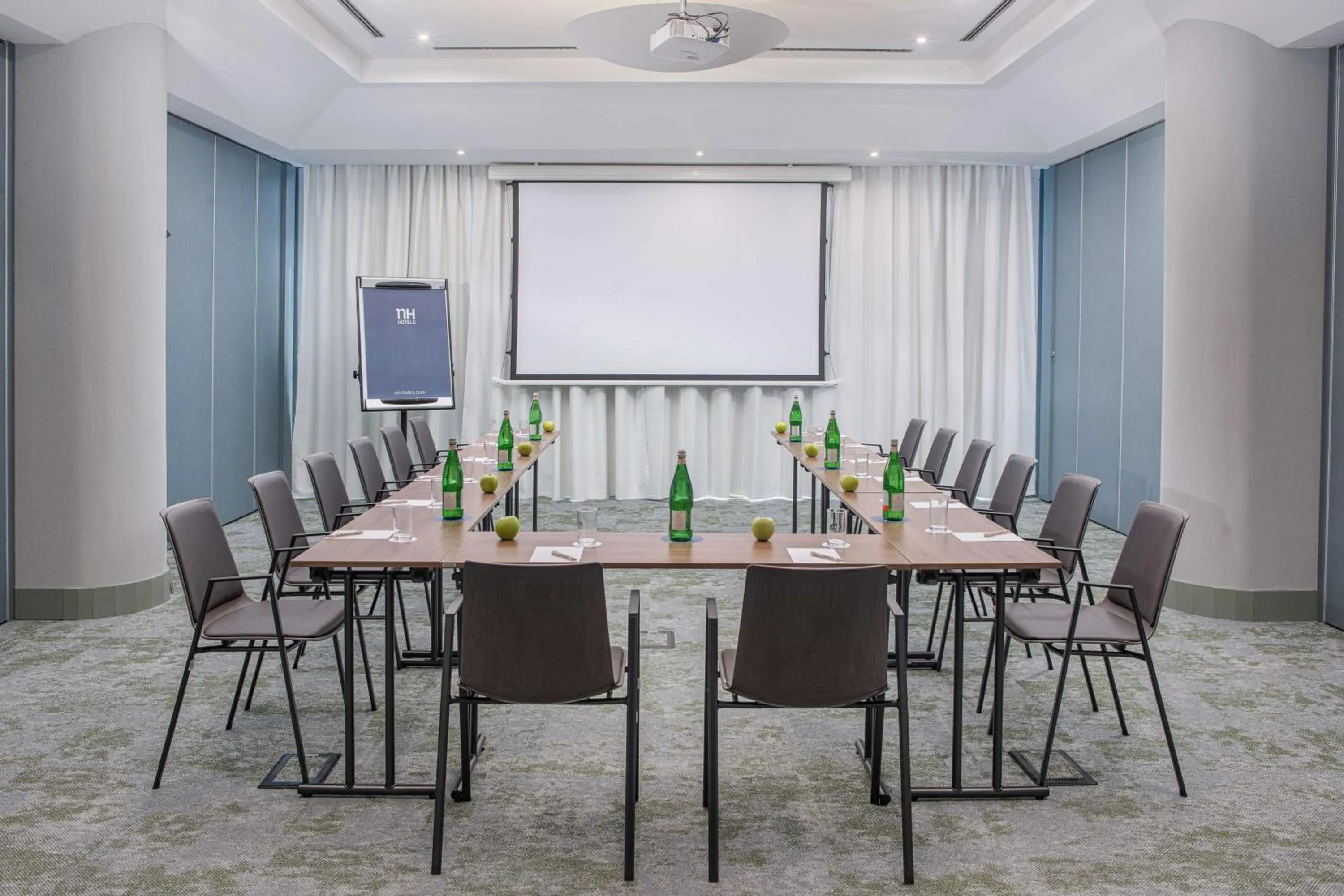 Meeting/conference room in NH Catania Centro
