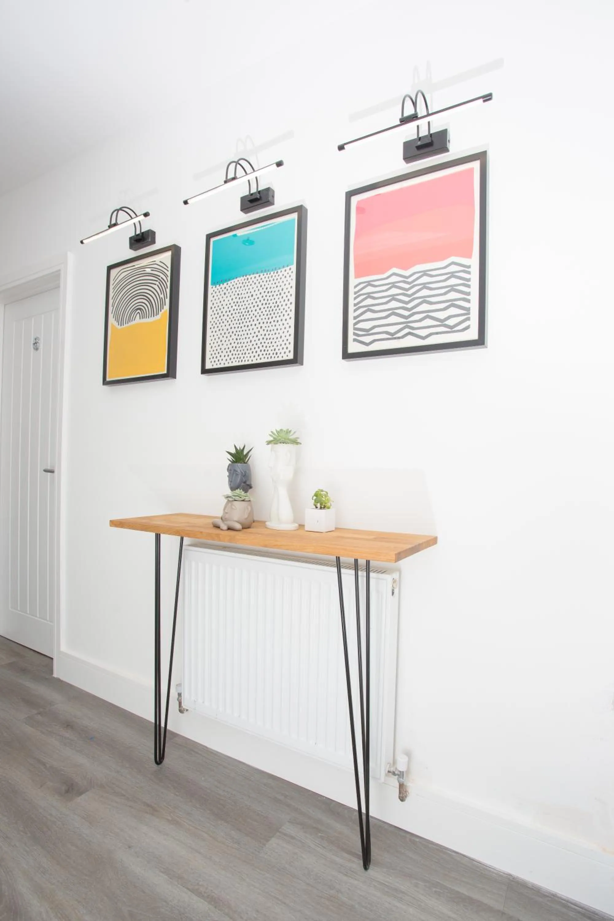 Communal lounge/ TV room in Legoland Heathrow Windsor Apartment Hotel