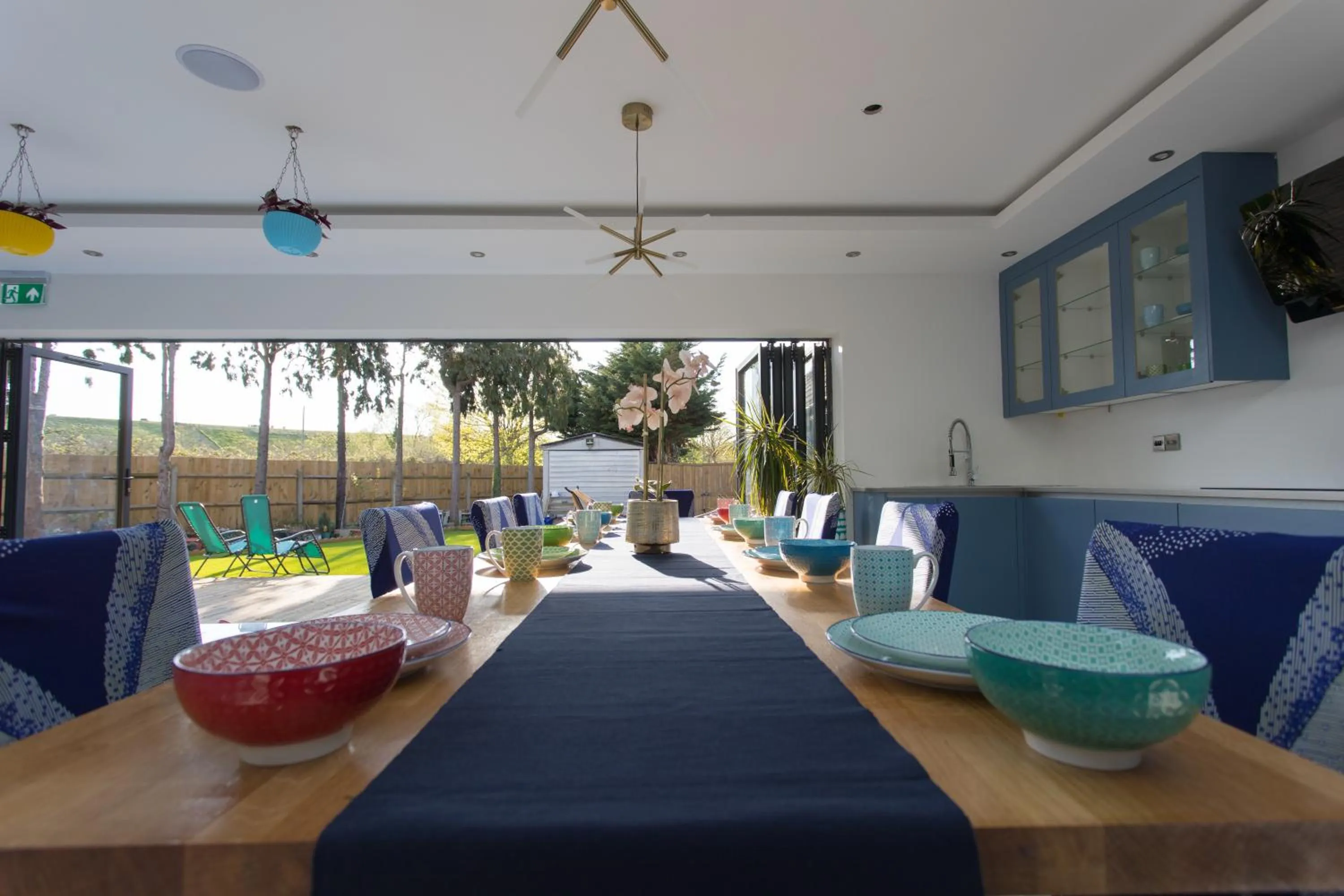 Dining area in Legoland Heathrow Windsor Apartment Hotel