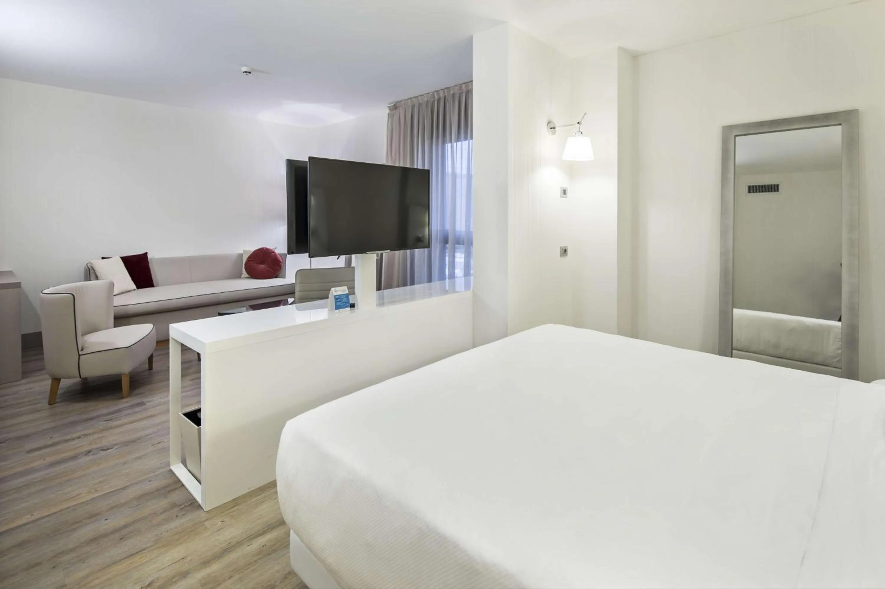 TV and multimedia, Bed in NH Milano Congress Centre