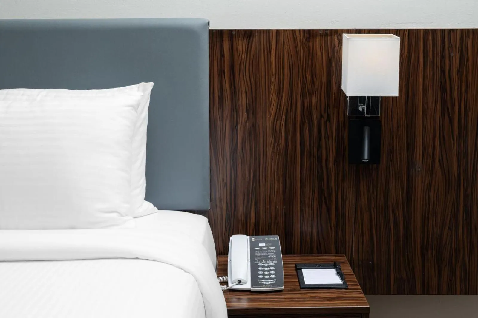 Bed in Elaf Bakkah Hotel