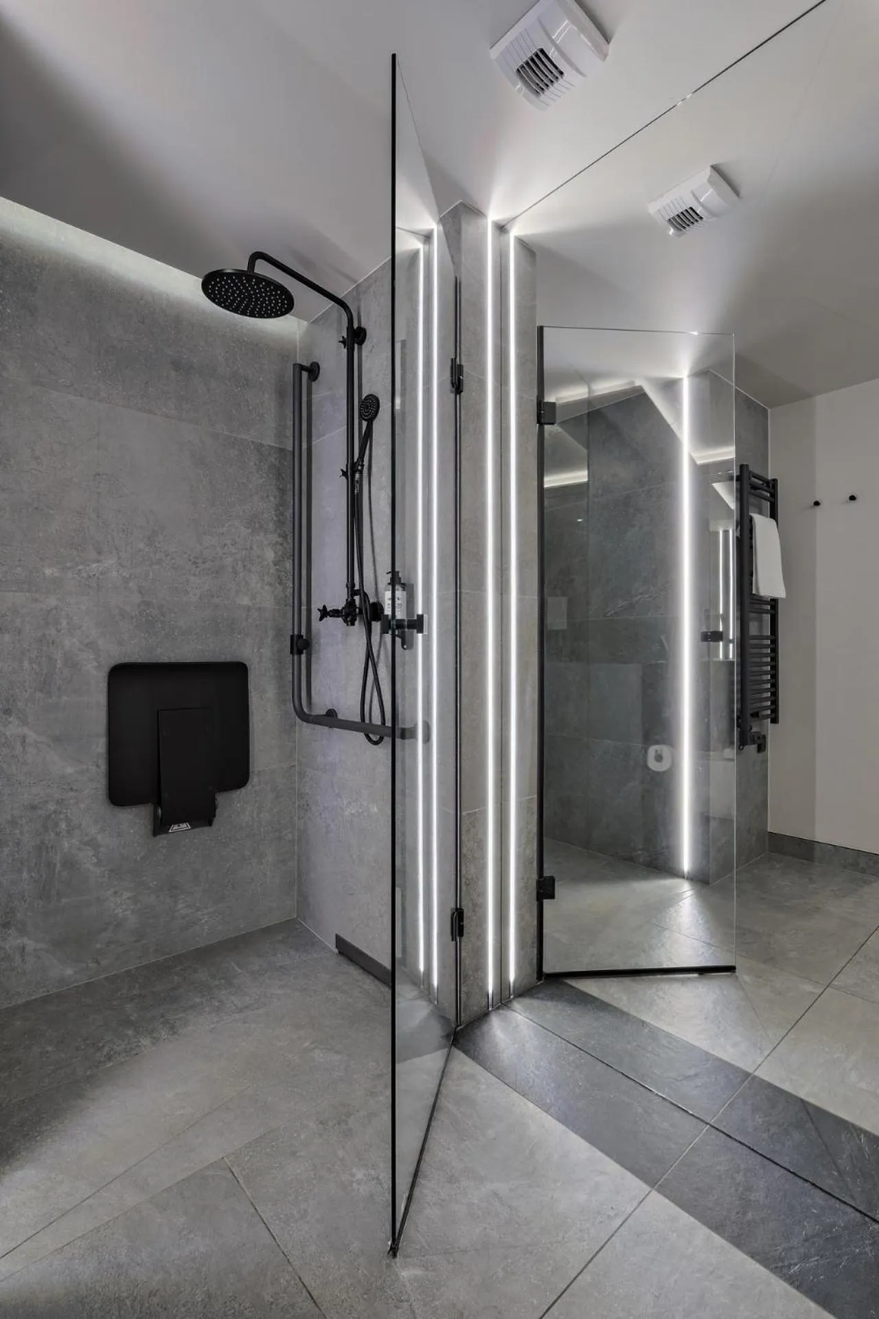 Bathroom in Harda House Friends & Spa